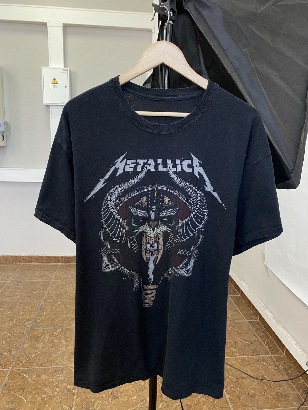 Metallica 🇺🇸💀 Vintage Metallica Rock Band 2017 Rare Retro T-Shirt Y2K Size US XL / EU 56 / 4 - 1 Thumbnail