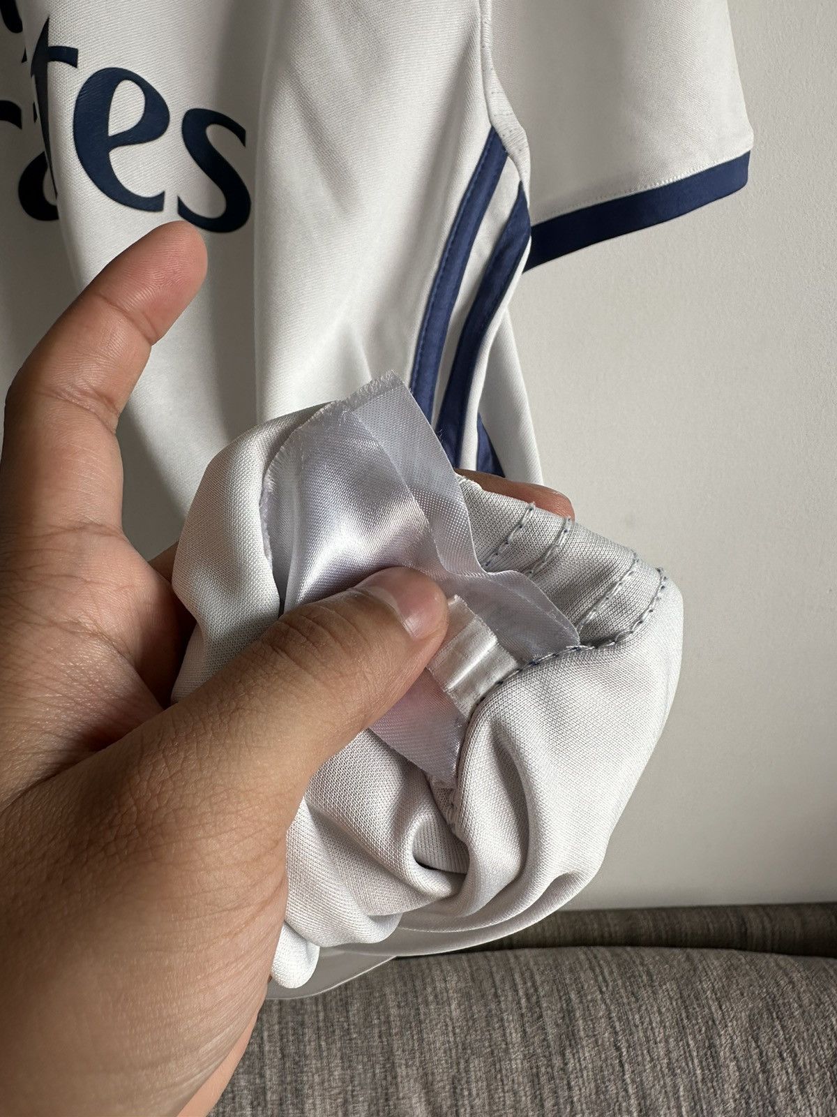 Adidas × Vintage Vintage Real Madrid 2016-2017 Adidas Soccer Jersey Rare Size US L / EU 52-54 / 3 - 8 Thumbnail