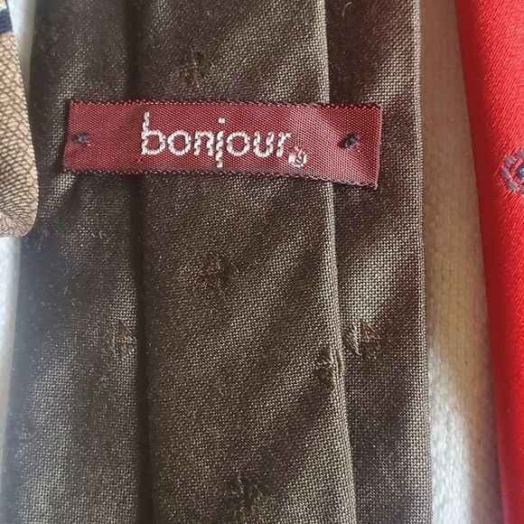 Designer Bundle of 4 Assorted Ties - 2 are 100% Silk Size ONE SIZE - 5 Thumbnail