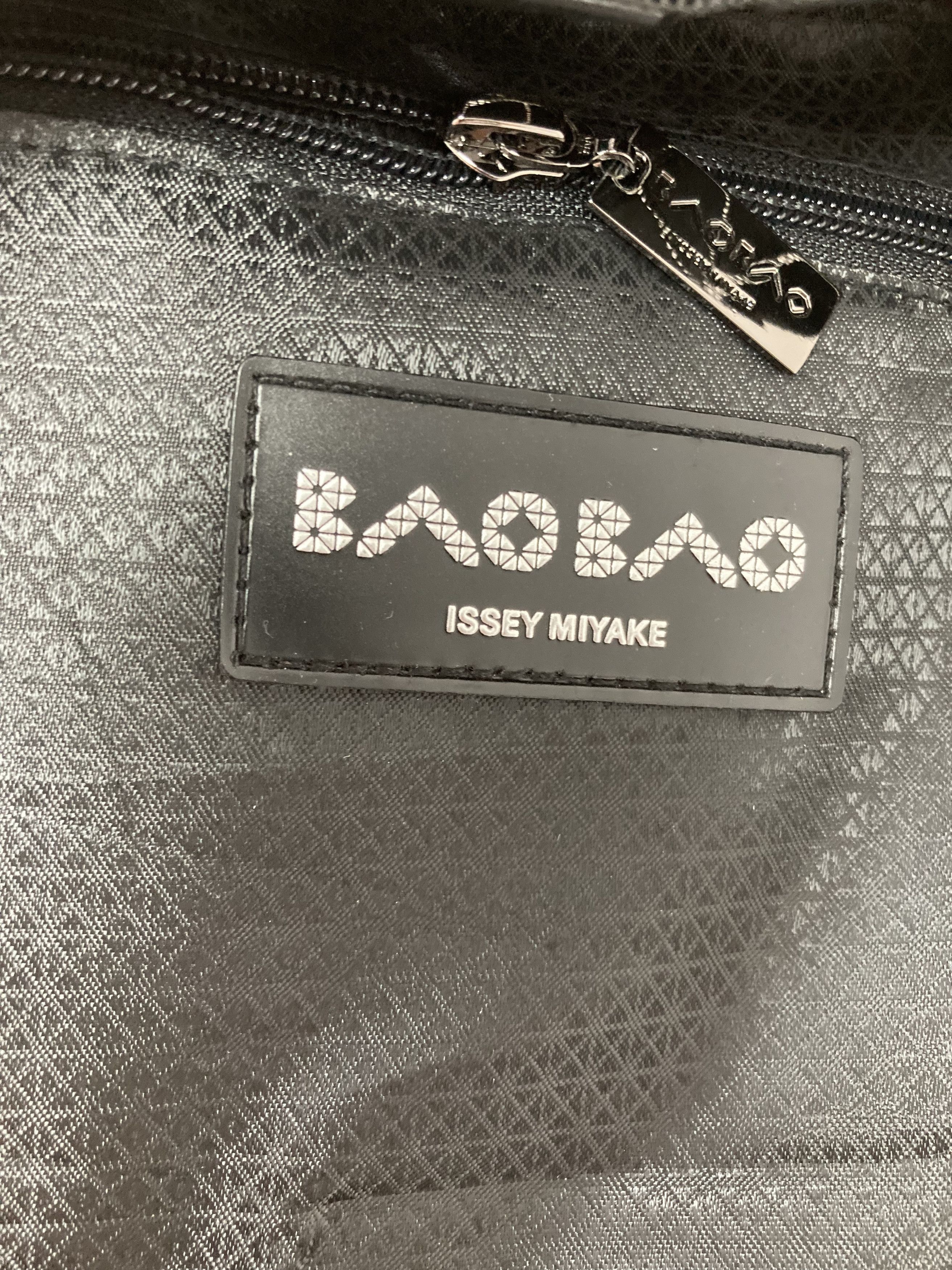 Issey Miyake Bao Bao Issey Miyake Wring Denim Drawstring Bag Size ONE SIZE - 7 Thumbnail