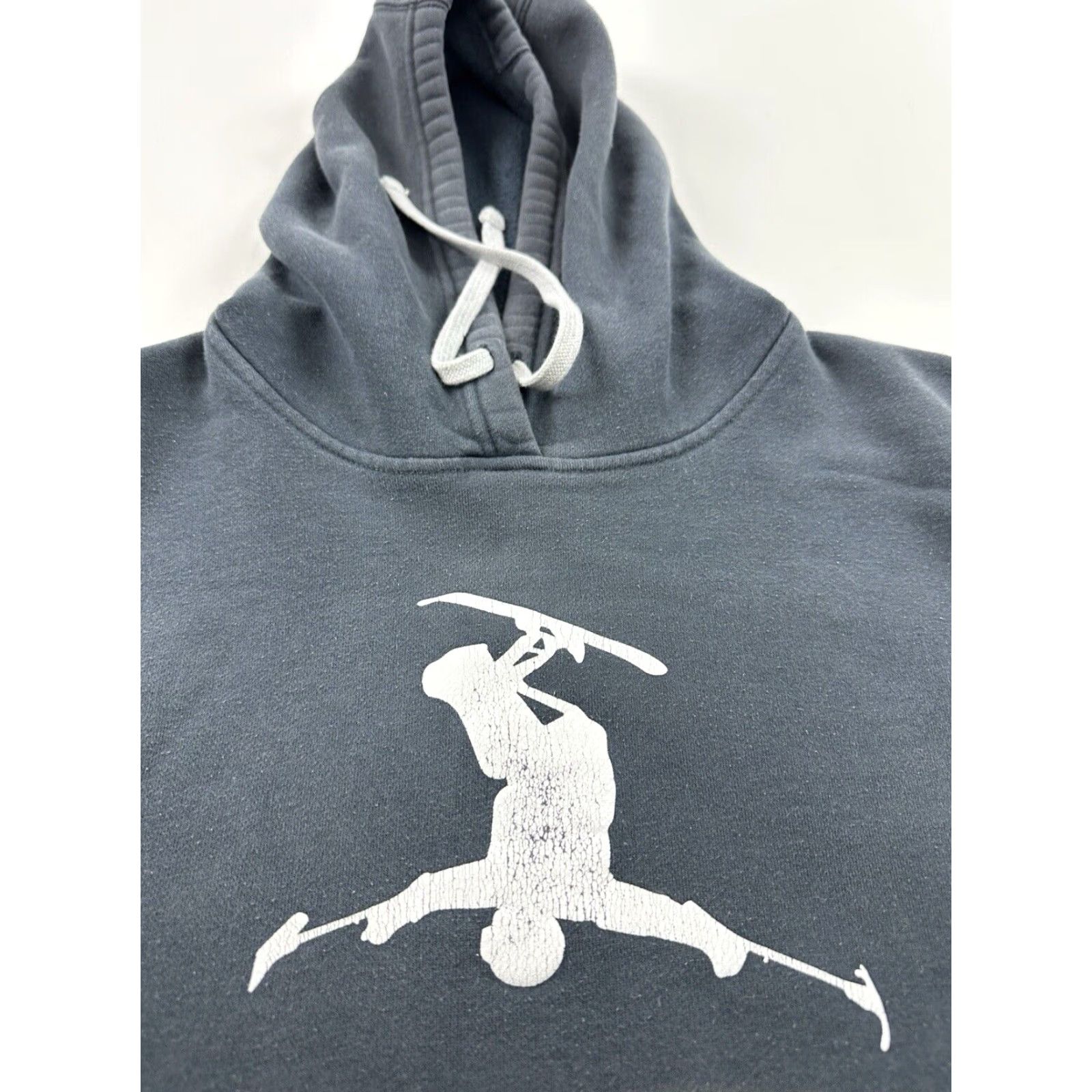 Eddie Bauer VINTAGE Eddie Bauer Hoodie Mens Large Gray Trevor Kennison Sit Ski Boss Size US L / EU 52-54 / 3 - 5 Thumbnail