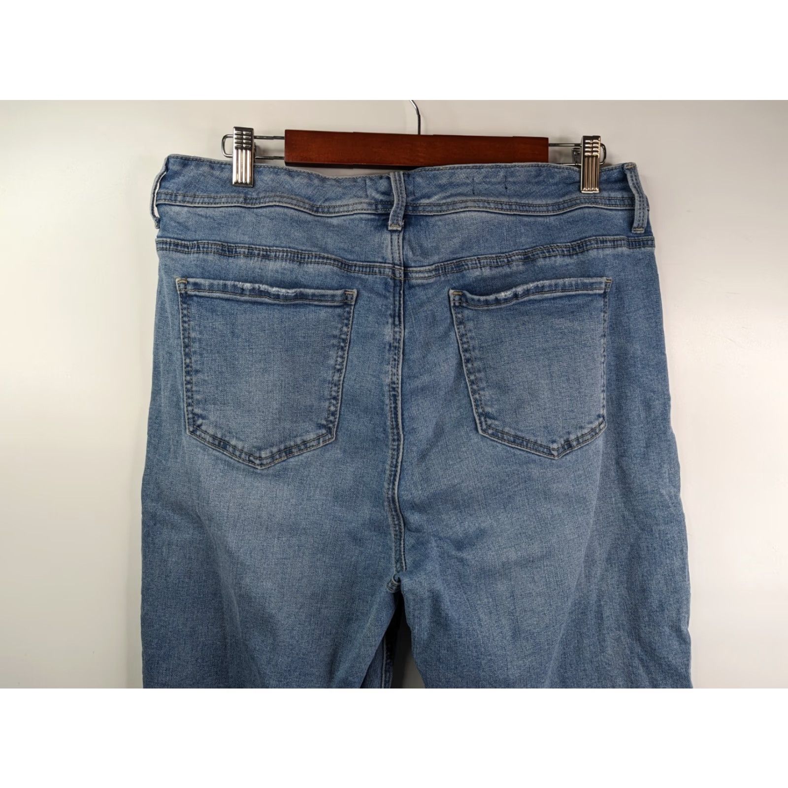 NYDJ NYDJ Curves 360 Shape Jeans High Rise Distressed Blue Denim Womens Size 14 Straight Jeans Stretch Shaping Regular Blue Size 36" / US 14 / IT 50 - 6 Thumbnail