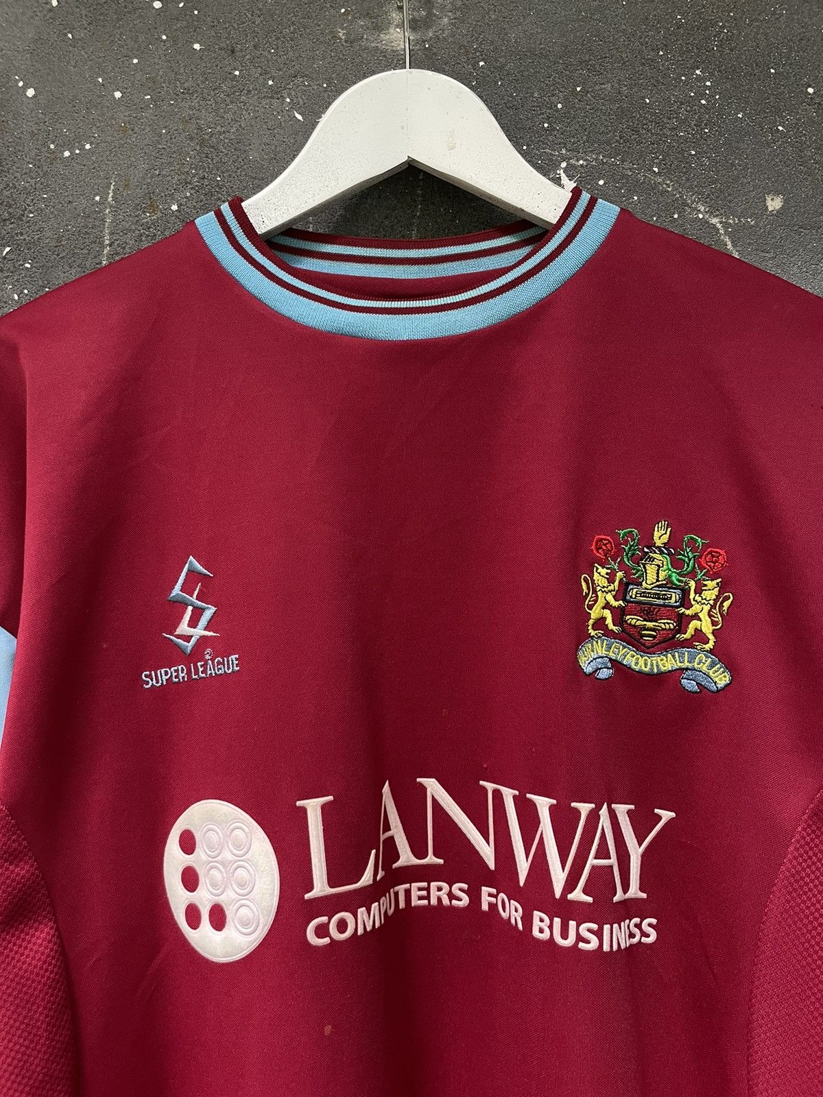 Vintage Vintage Burnley 2001/2002 Super League Football Shirt Jersey Size US L / EU 52-54 / 3 - 3 Thumbnail
