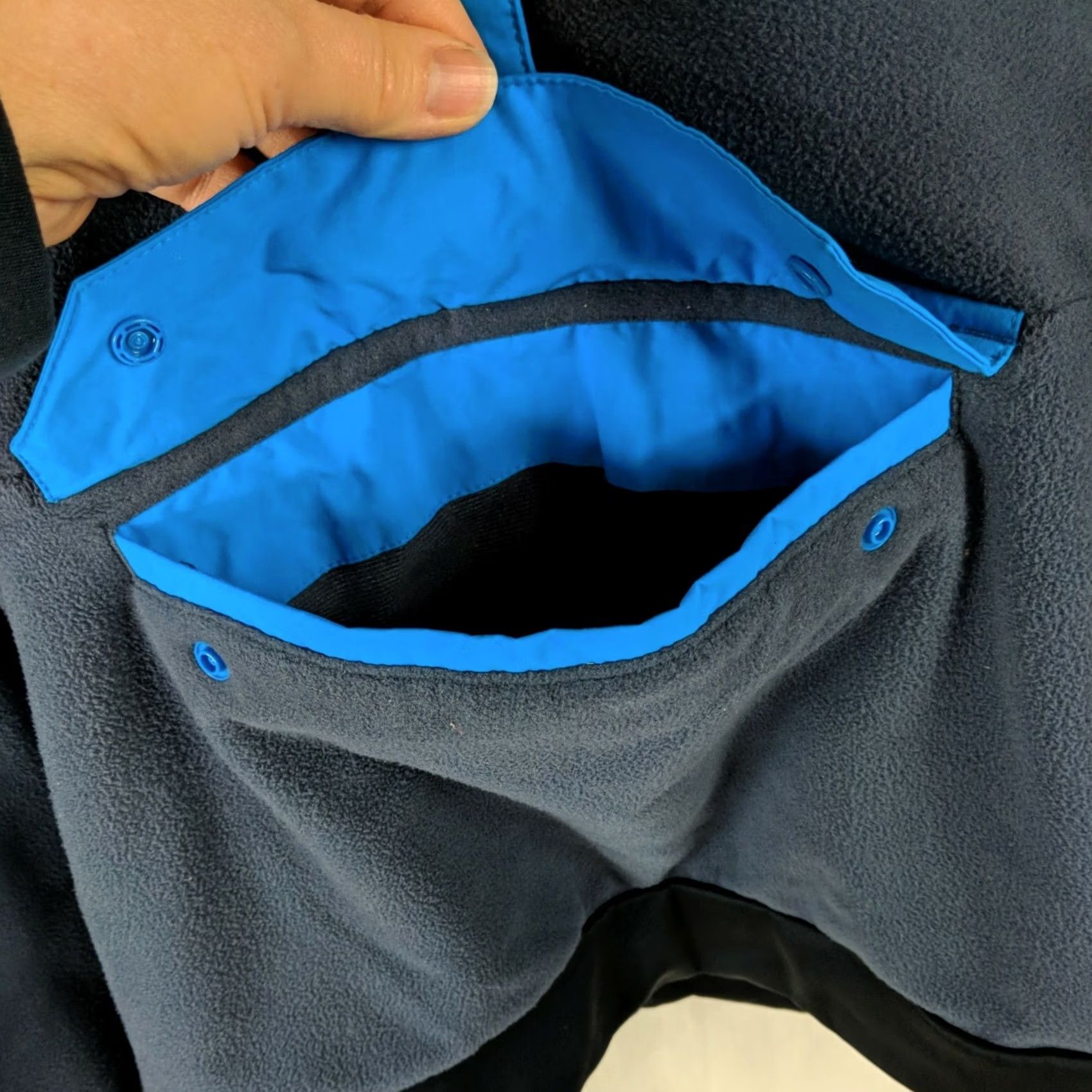 KangaROOS Columbia Hoodie Jacket Womens L Blue pullover with kangaroo pocket spellout Jacket Womens L Blue Pockets Logo Casual Outdoor Fall Winter Spring Short Size L / US 10 / IT 46 - 4 Thumbnail