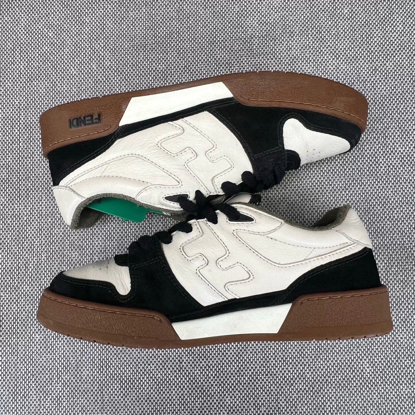 Fendi Fendi Match black white size 39 like new Size US 9 / IT 39 - 2 Thumbnail