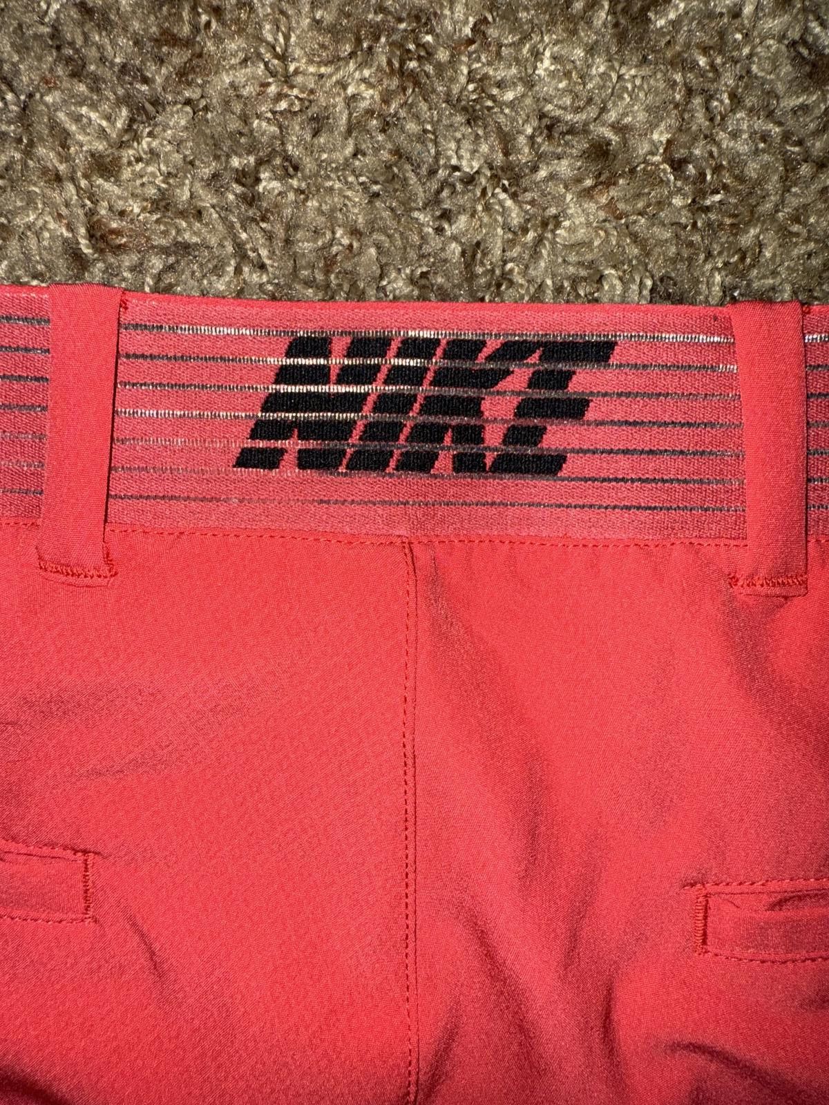 Nike Nike Flex Mens Slim Fit Golf Red Shorts Sample Size US 34 / EU 50 - 10 Thumbnail