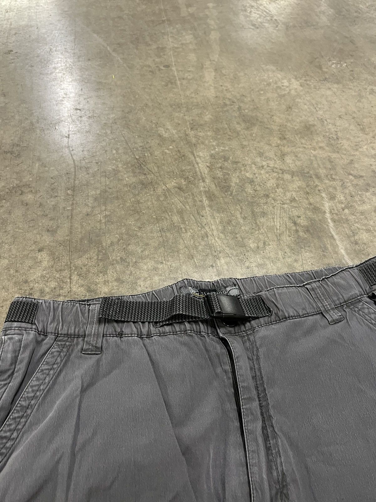 Vintage Vintage baggy fit cargo utility pants y2k skater streetwear Size US 34 / EU 50 - 6 Thumbnail