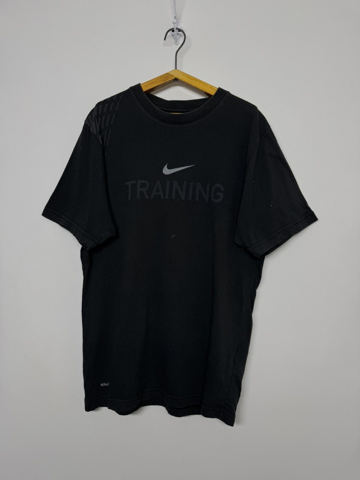 Nike Vintage Nike Y2k t shirt swoosh logo 00’s Size US S / EU 44-46 / 1 - 3 Thumbnail
