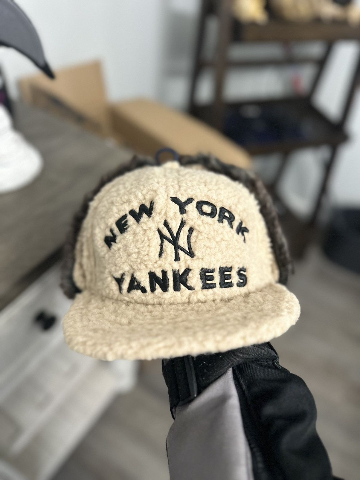 MyFitteds 7 1/4 Myfitteds New York Yankees Sherpa Dog Ear Size ONE SIZE - 3 Thumbnail