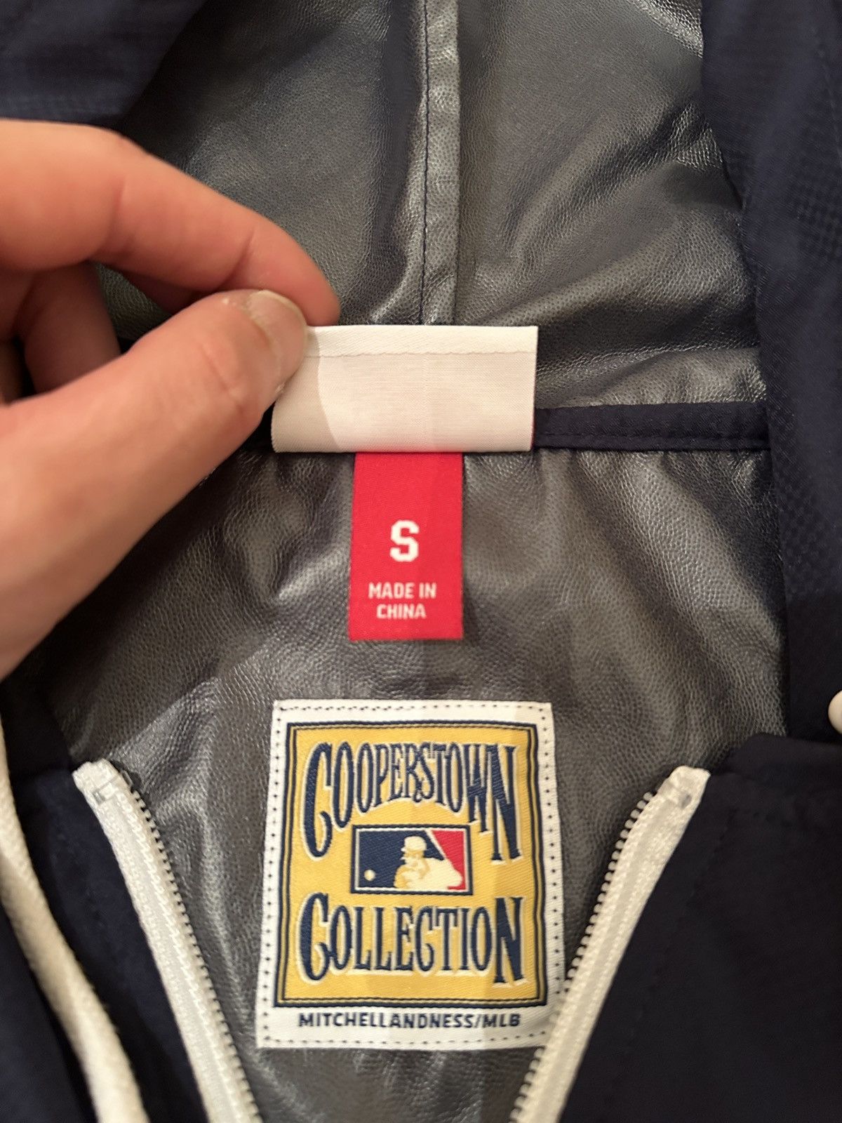 Mitchell & Ness Mitchell & Ness Padres Windbreaker Size US S / EU 44-46 / 1 - 5 Thumbnail