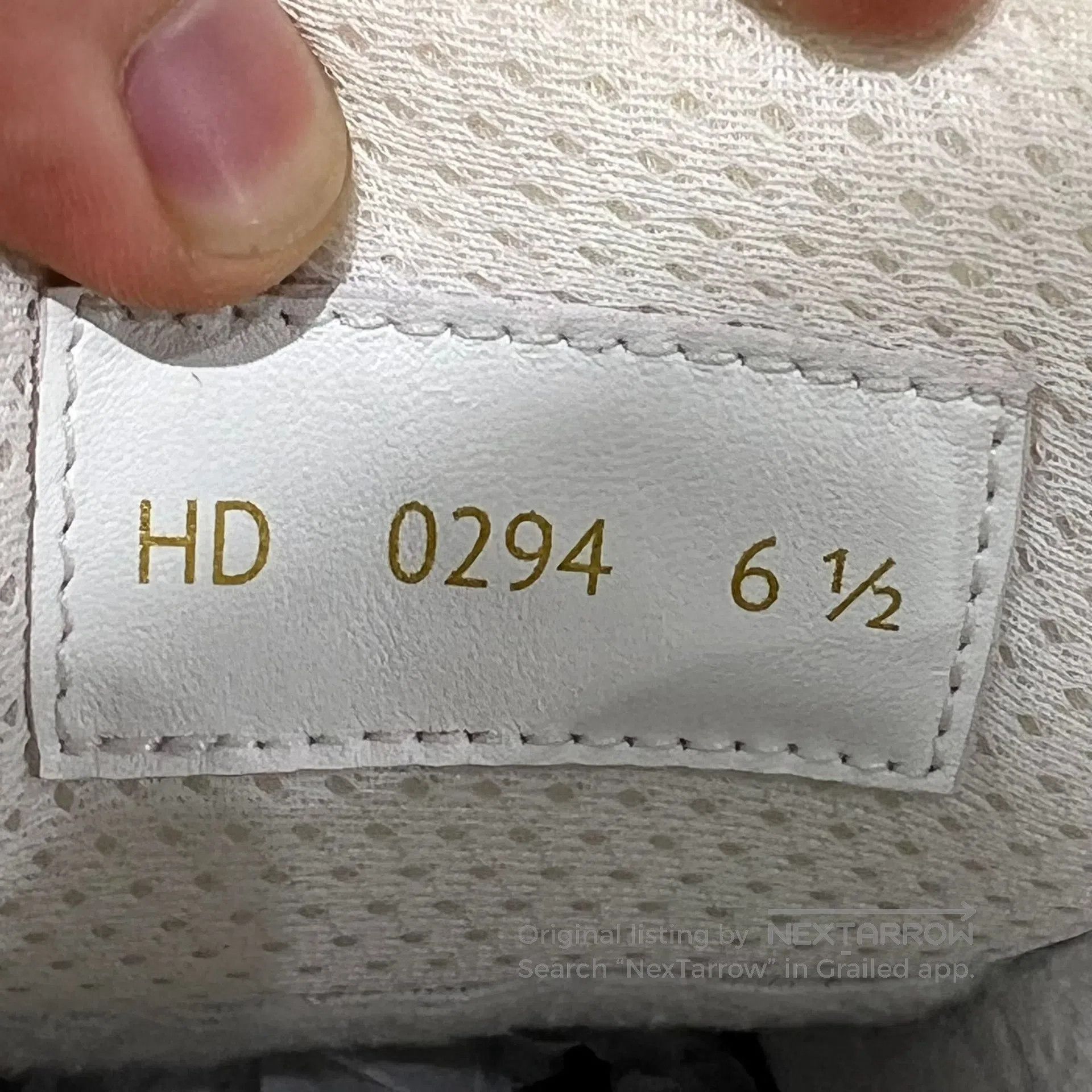 Louis Vuitton Louis Vuitton SKI Trainer Series White Plump Ding shoes Size US 7.5 / EU 40-41 - 8 Thumbnail