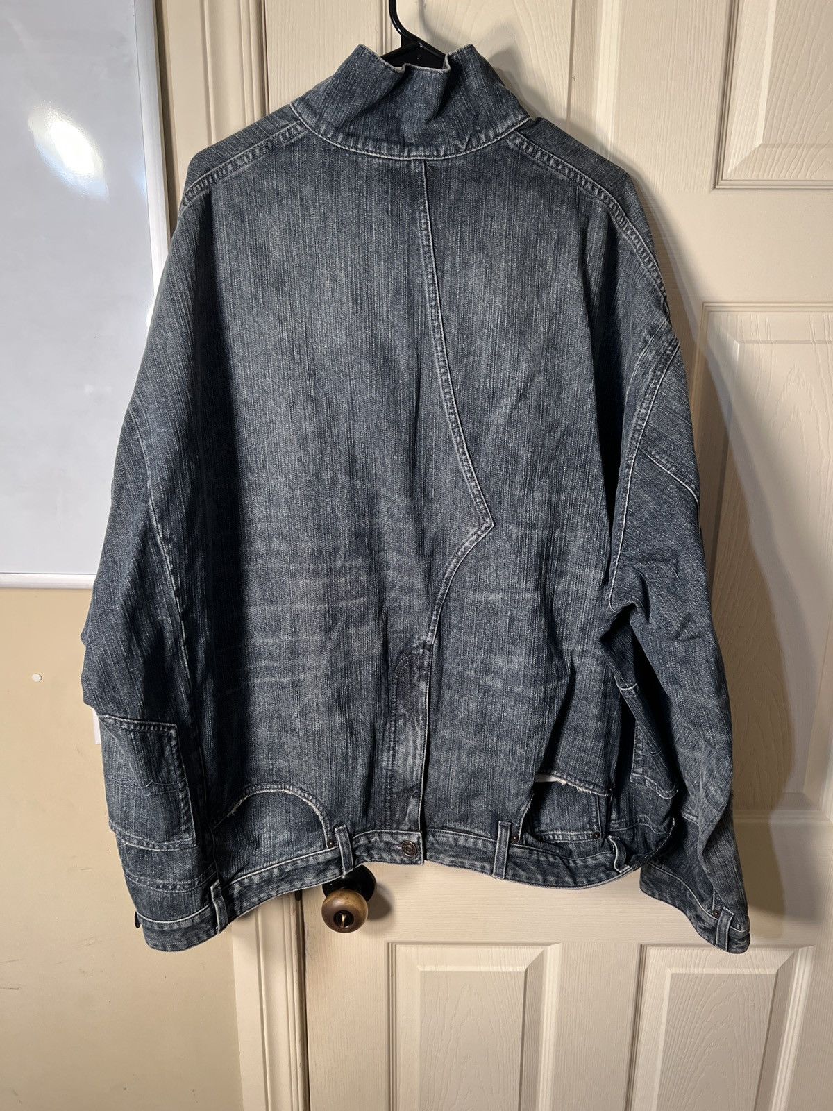 Balenciaga Balenciaga Deconstructed Denim Jacket Size US L / EU 52-54 / 3 - 2 Thumbnail