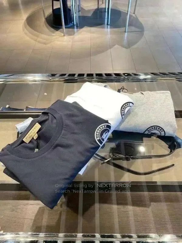 Burberry Burberry Blue Cotton Long Sleeve Sweatshirt. Size US M / EU 48-50 / 2 - 6 Thumbnail
