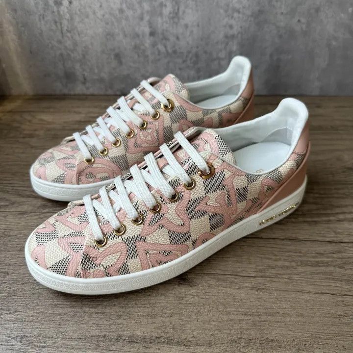 Other Louis Vuitton Casual Pink Sneakers -2508 Size US 6.5 / EU 39-40 - 1 Thumbnail