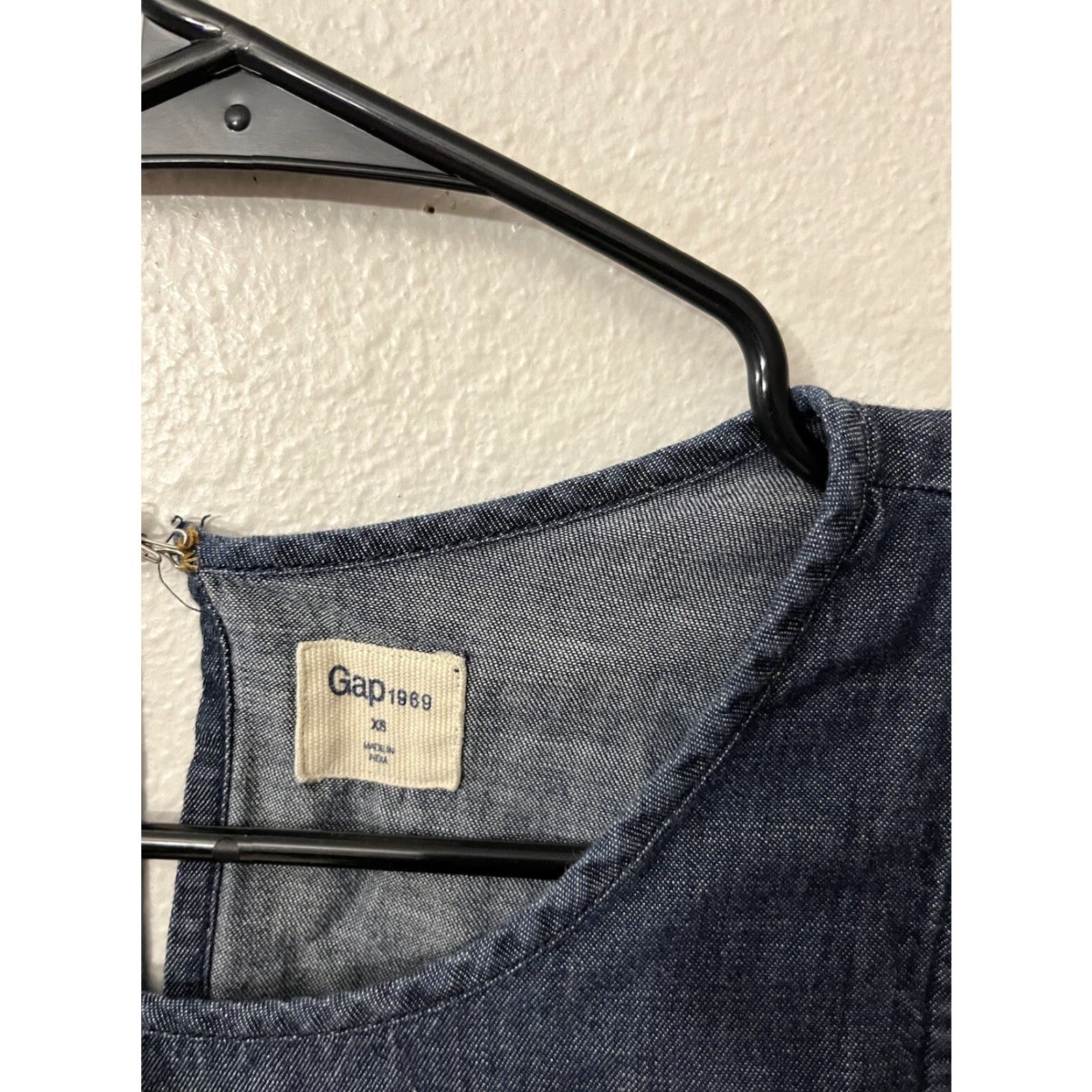 Gap Gap 1969 Cami Chambray Sleeveless Jumpsuit Size XS. Pants Size 26" / US 2 / IT 38 - 3 Thumbnail