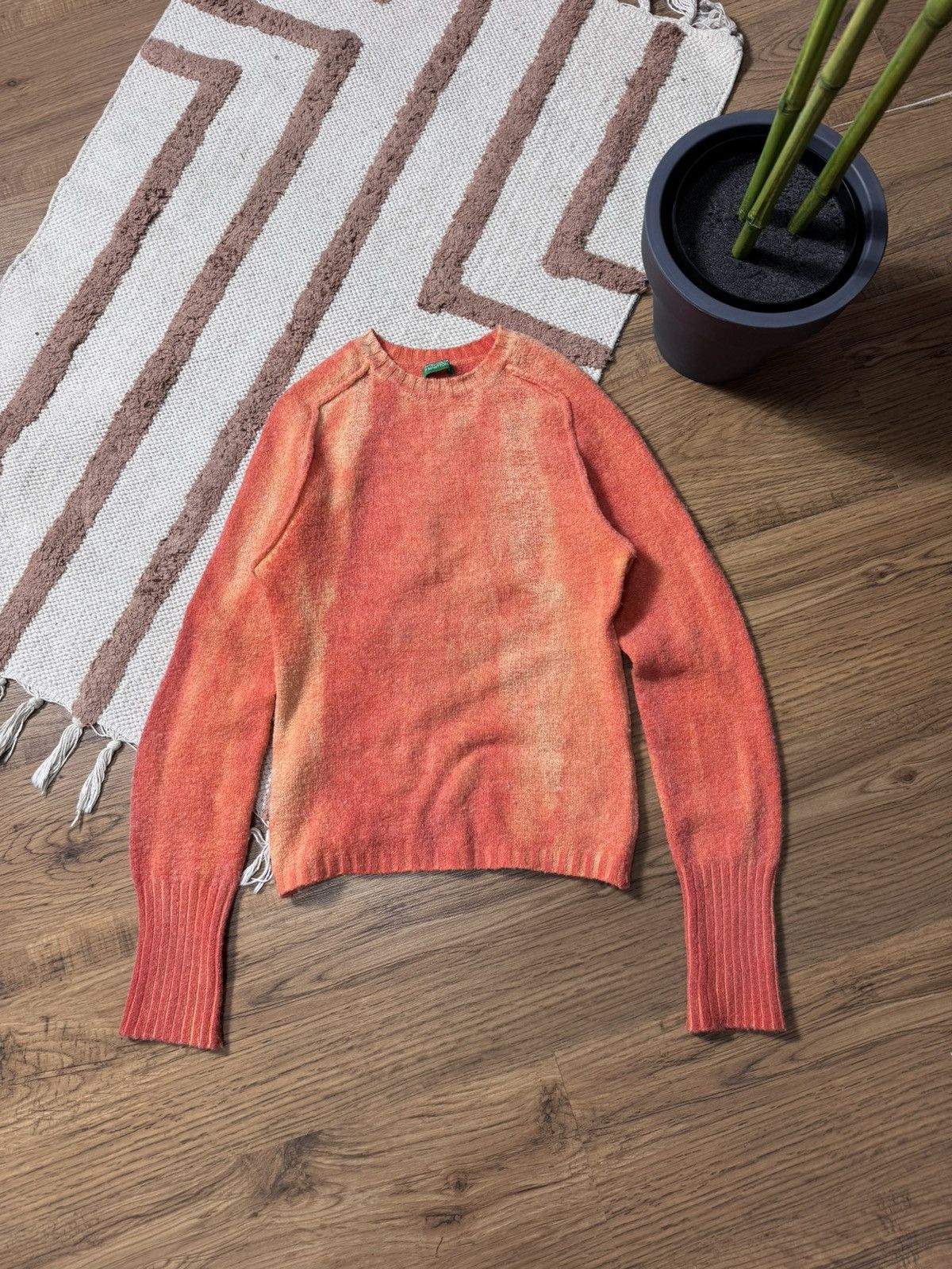 United Colors Of Benetton UNITED COLORS OF BENETTON ITALY TERMO WOOL SWEATER Size S / US 4 / IT 40 - 1 Thumbnail