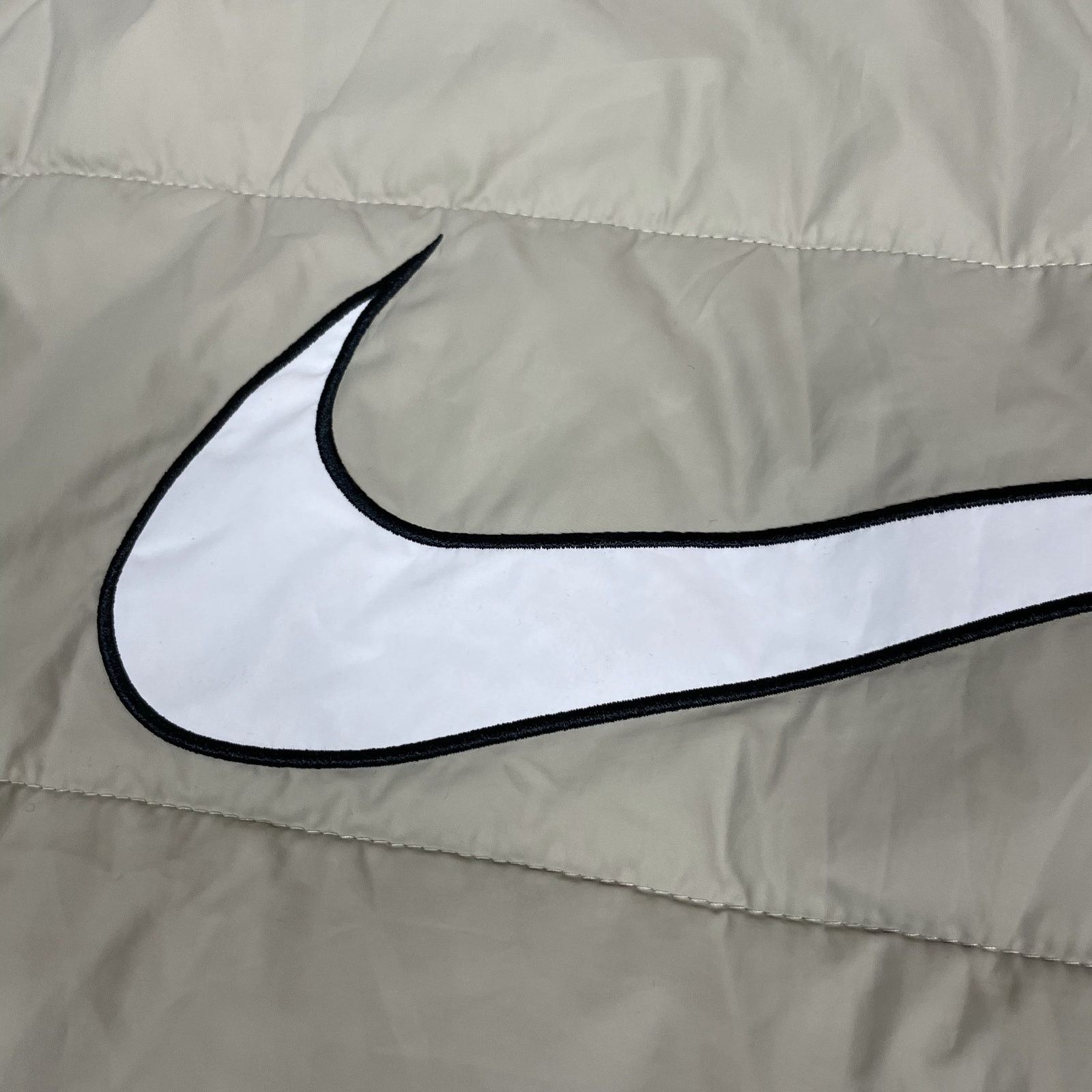 Nike Nike Women Beige Long Sleeve Full Zip Hooded Puffer Jacket M Size M / US 6-8 / IT 42-44 - 4 Thumbnail