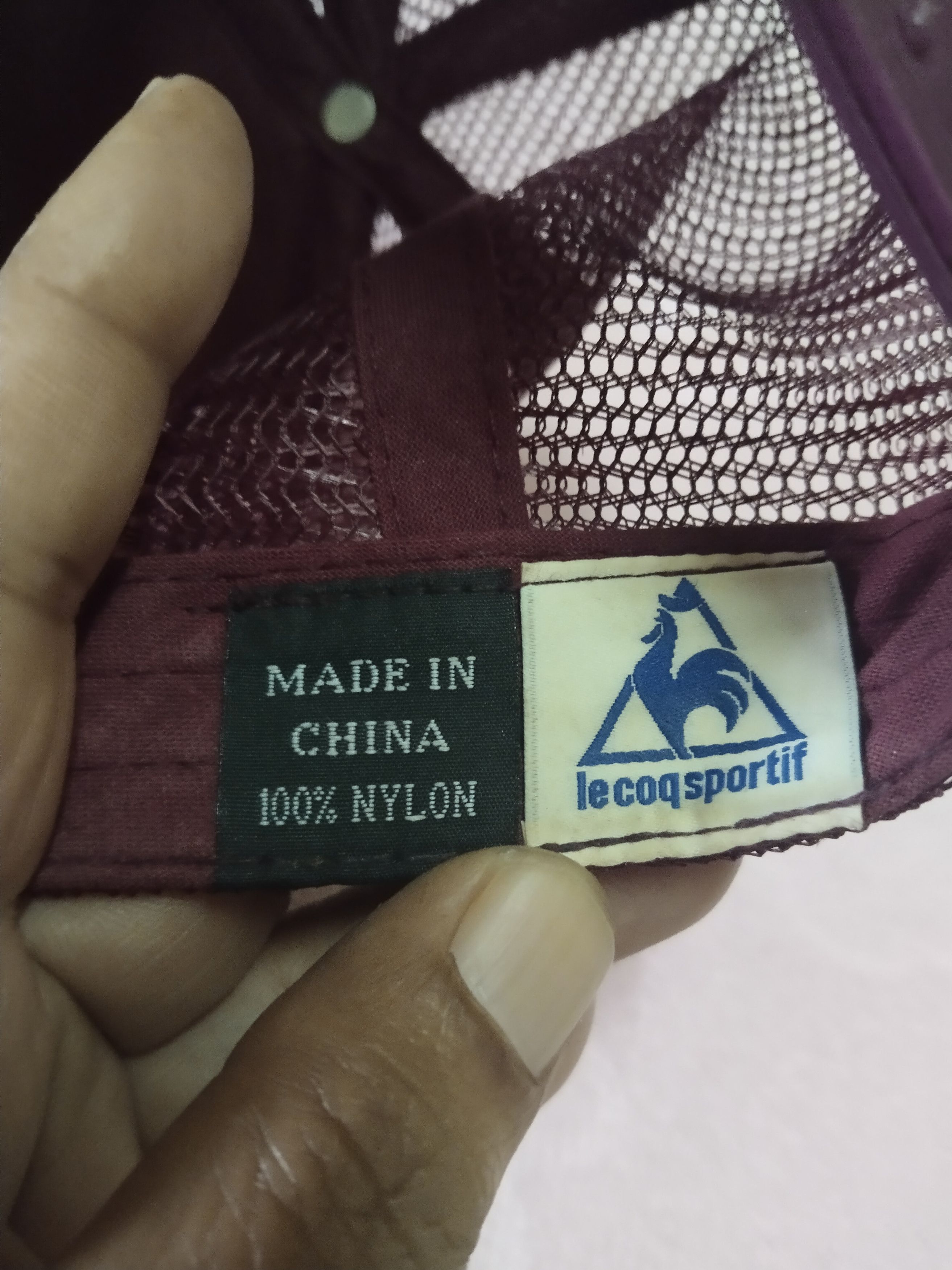 Le Coq Sportif RARE BIG EMBROIDERY GOLD LECOQSPORTIF TRUCKER HAT Size ONE SIZE - 9 Thumbnail