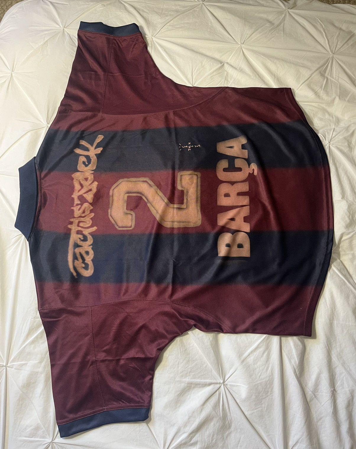 Nike × Travis Scott CJ X NIKE X FC BARCELONA RETRO 2000/01 HOME SKELETON JERSEY Size US L / EU 52-54 / 3 - 8 Thumbnail