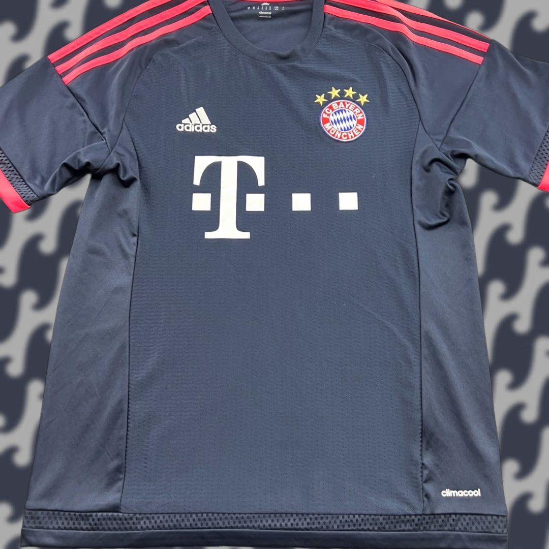 Adidas Bayern Munich 2015 2016 Third Mens Football Jersey Medium Adidas Shirt Shirt Size US M / EU 48-50 / 2 - 1 Thumbnail