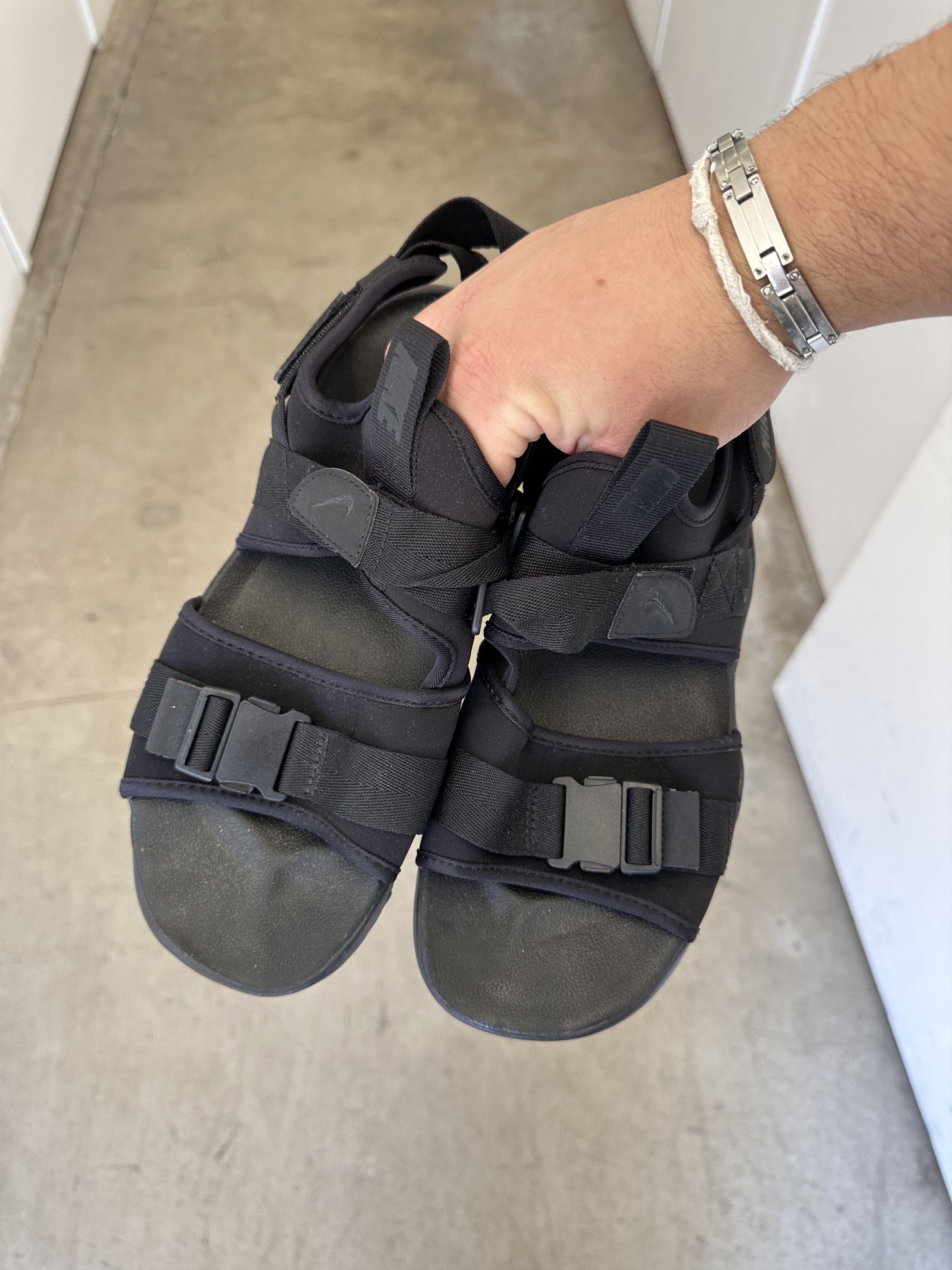 Nike Nike sandals with runner sole. 820. Size US 10 / EU 43 - 4 Thumbnail
