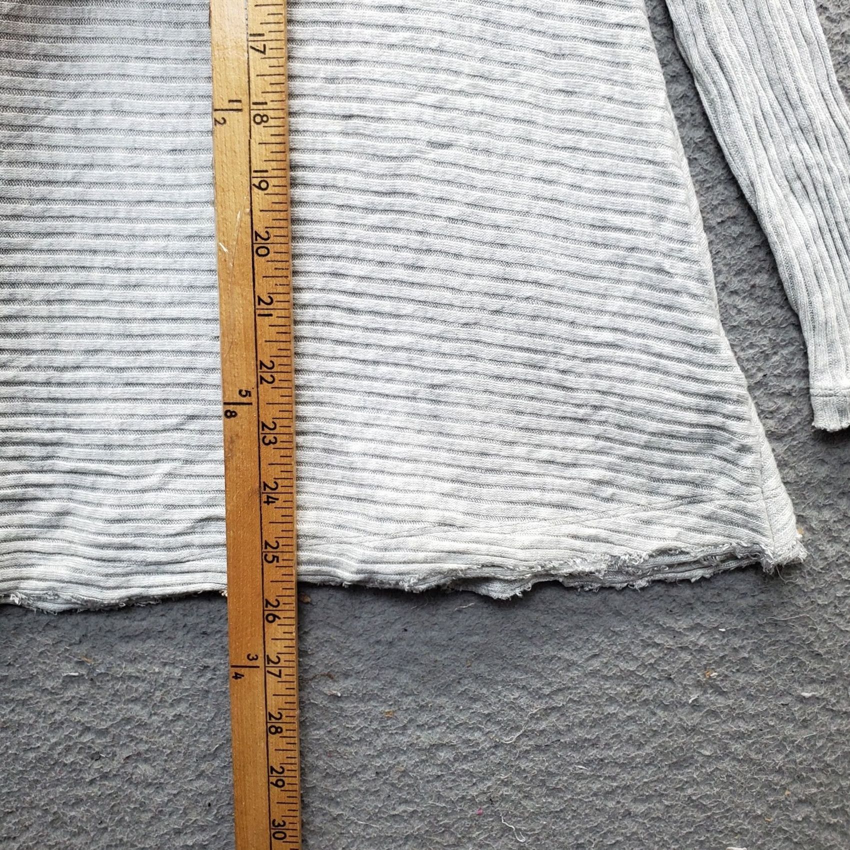 Vintage We The Free Tunic Top Women's XS Gray Ribbed Raw Hem Casual Cowl Neck Open Back Size XS / US 0-2 / IT 36-38 - 4 Thumbnail
