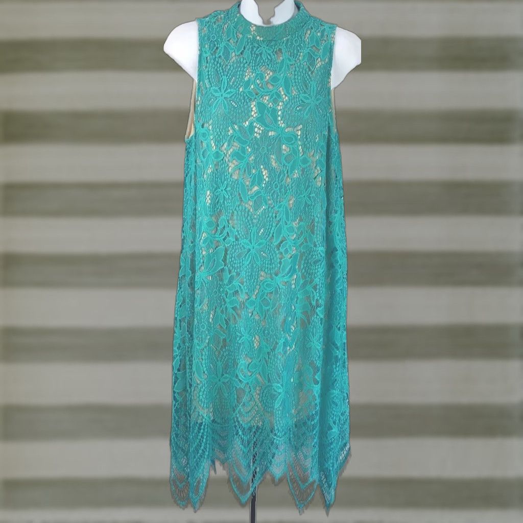 love fire lace dress Love Fire Green Lace Long Sleeve Dress with Nude Underlay