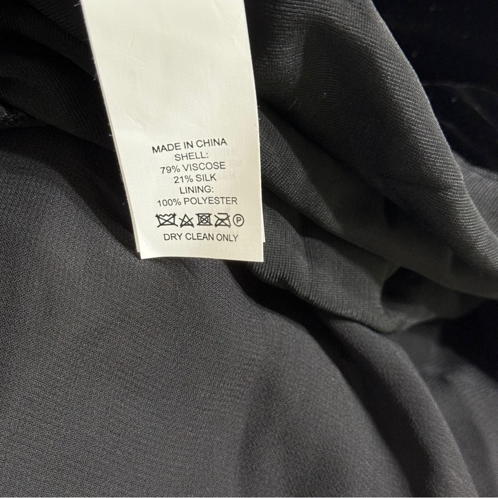 Kate Spade KATE SPADE Ruffle Front Silk Velvet Skirt Black Size 0 Size 25" / US 0 / IT 36 - 5 Thumbnail