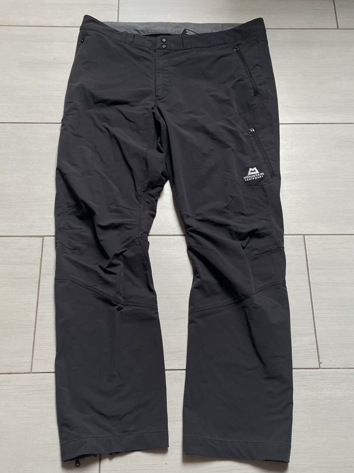 Mountain Equipment Company Mountain Equipment gore-tex style archive cargo membrabe Size US 38 / EU 54 - 1 Thumbnail
