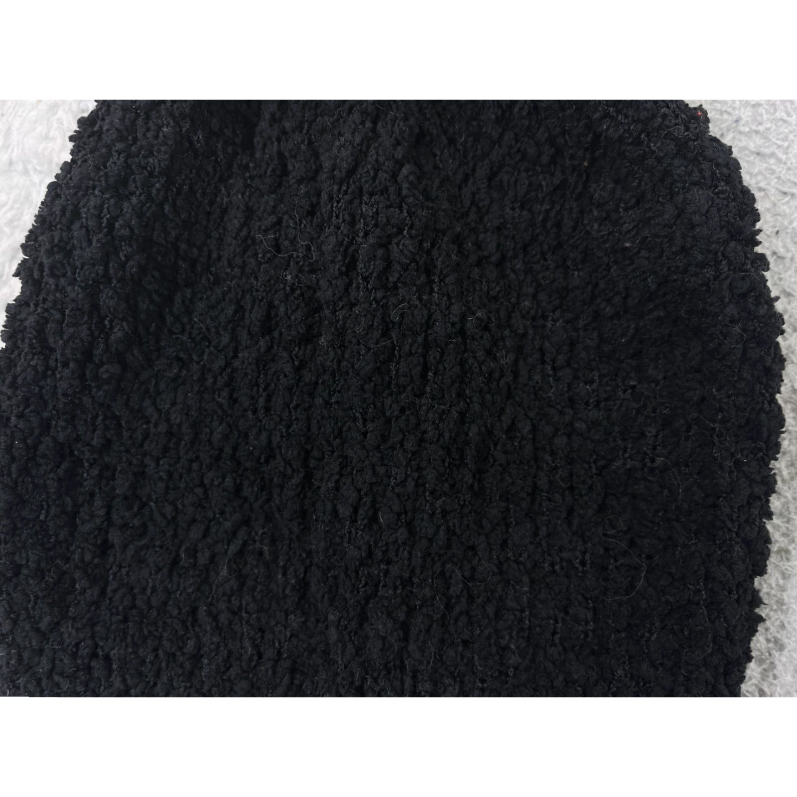 Vintage Beanie Toque Womens One Size Black Knit Polyester Faux Fur Pom Shirt? Size ONE SIZE - 2 Thumbnail