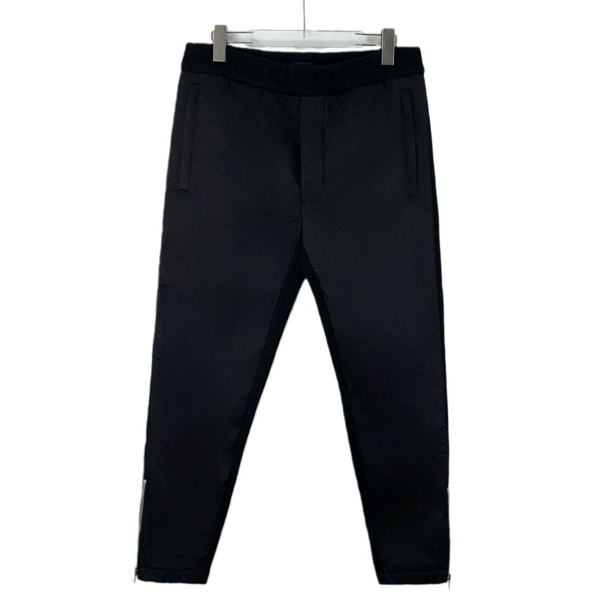 Prada Prada Black Triangle Logo Cotton Casual Pants K26WX Size US 32 / EU 48 - 1 Thumbnail