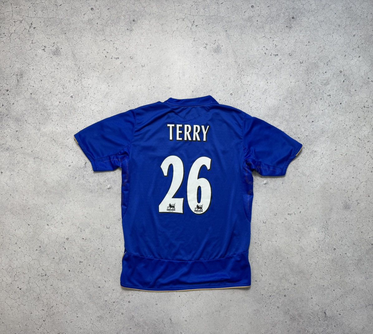 Umbro John Terry #26 Umbro Chelsea 2005/2006 Vintage Soccer Jersey Size US M / EU 48-50 / 2 - 2 Thumbnail
