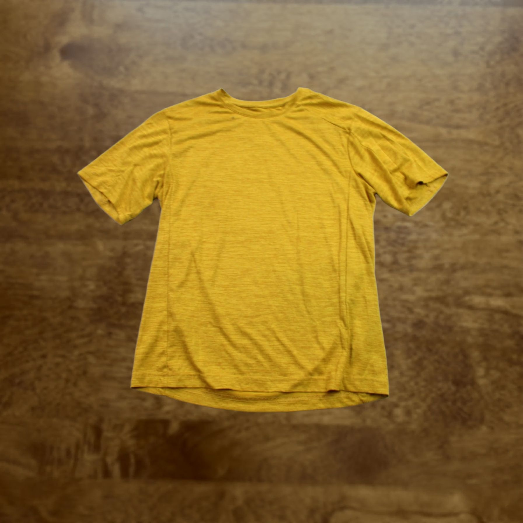 Vintage REI Shirt Mens Small Short Sleeve Crew Neck Lightweight Casual Outdoors Yellow Size US S / EU 44-46 / 1 - 1 Thumbnail