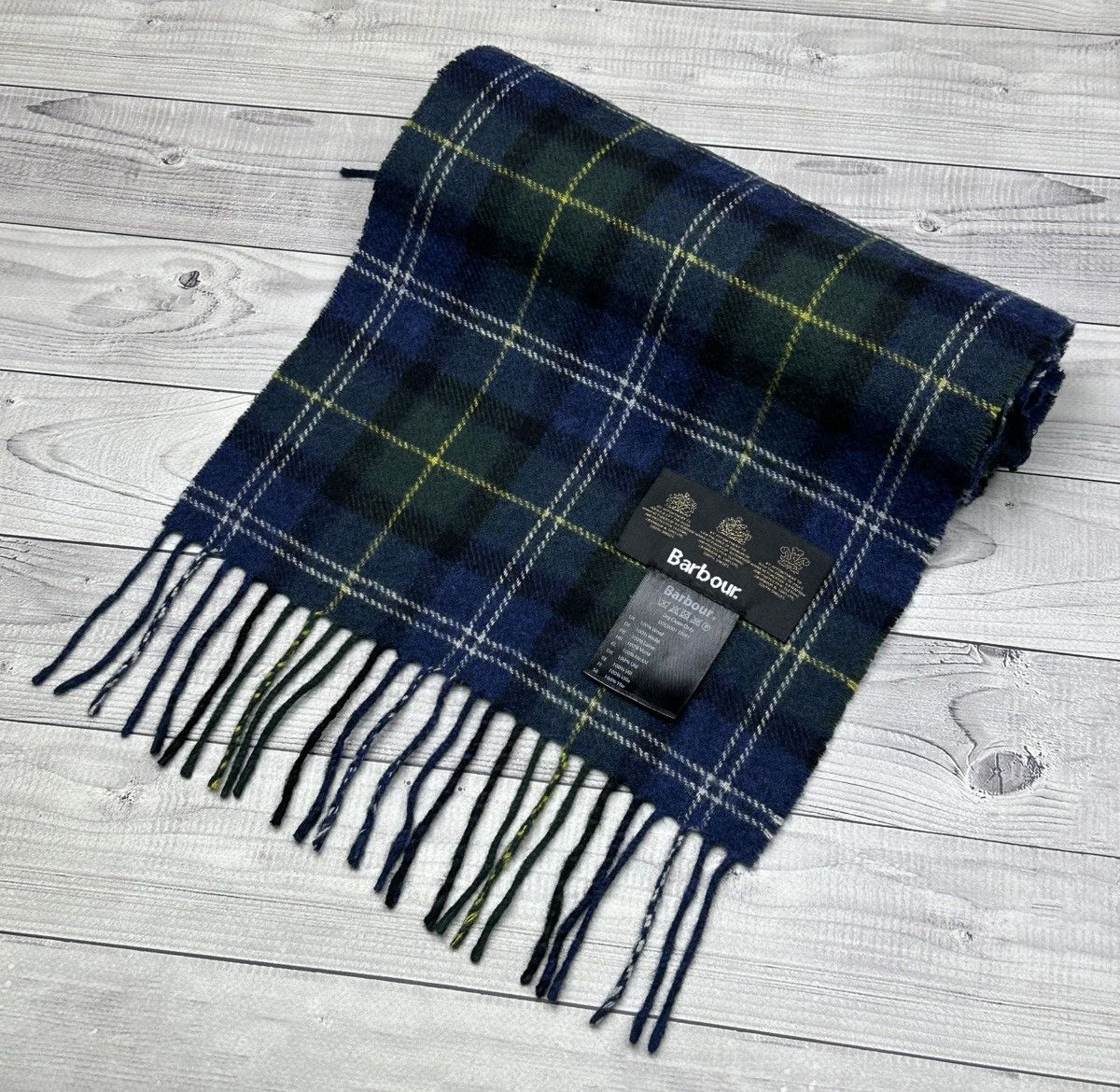 Barbour Barbour 100% wool Scarf Made in Scotland Size ONE SIZE - 1 Thumbnail
