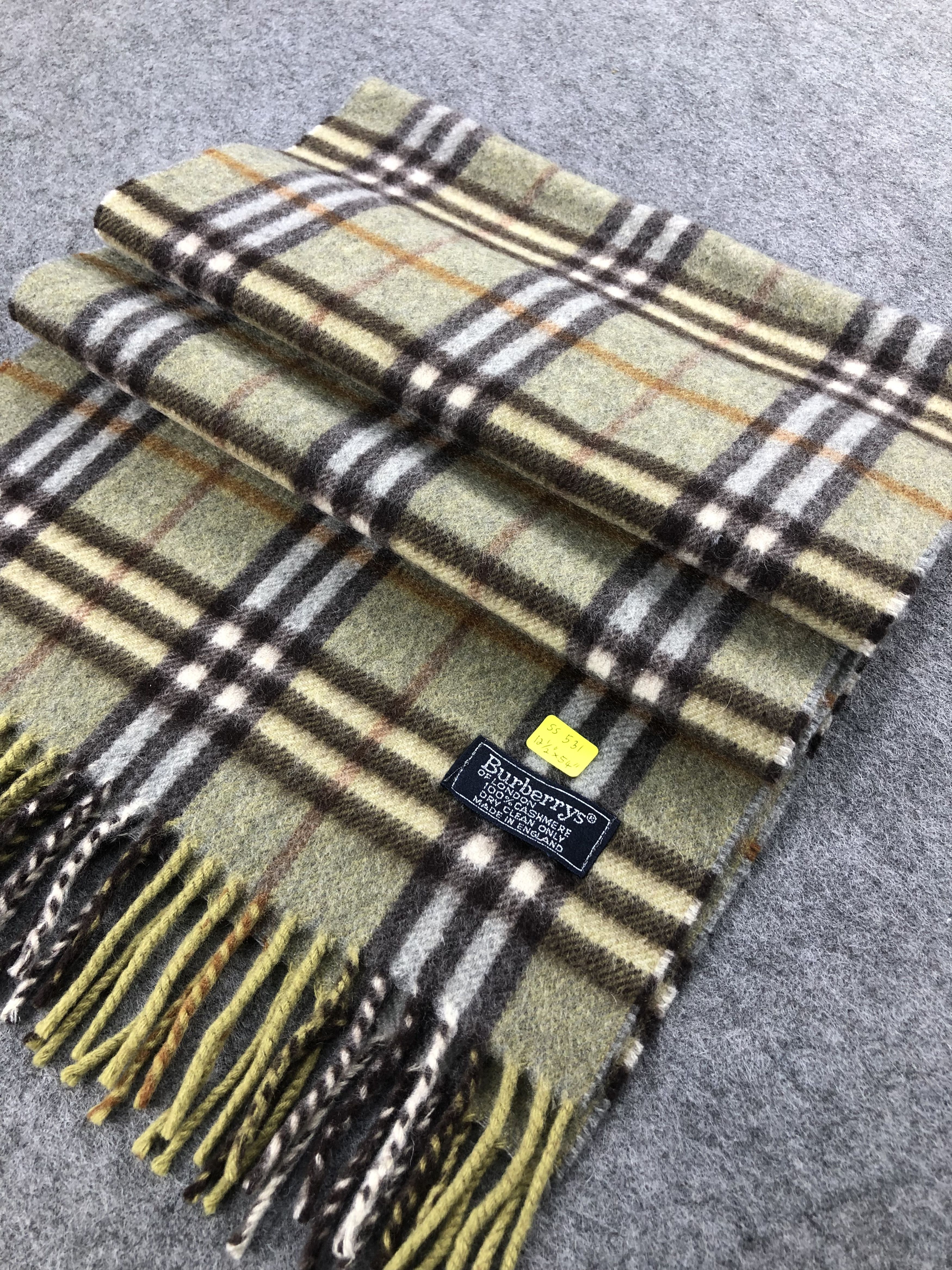 Burberry Burberry Scarf / Muffler / Neckwear Size ONE SIZE - 5 Thumbnail