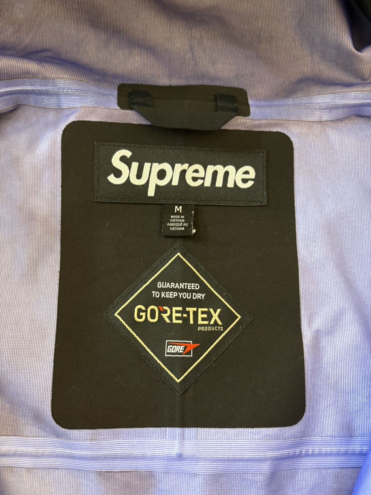 Supreme Authentic Supreme GORE-TEX Taped Seam Shell Jacket Medium Size US M / EU 48-50 / 2 - 4 Thumbnail