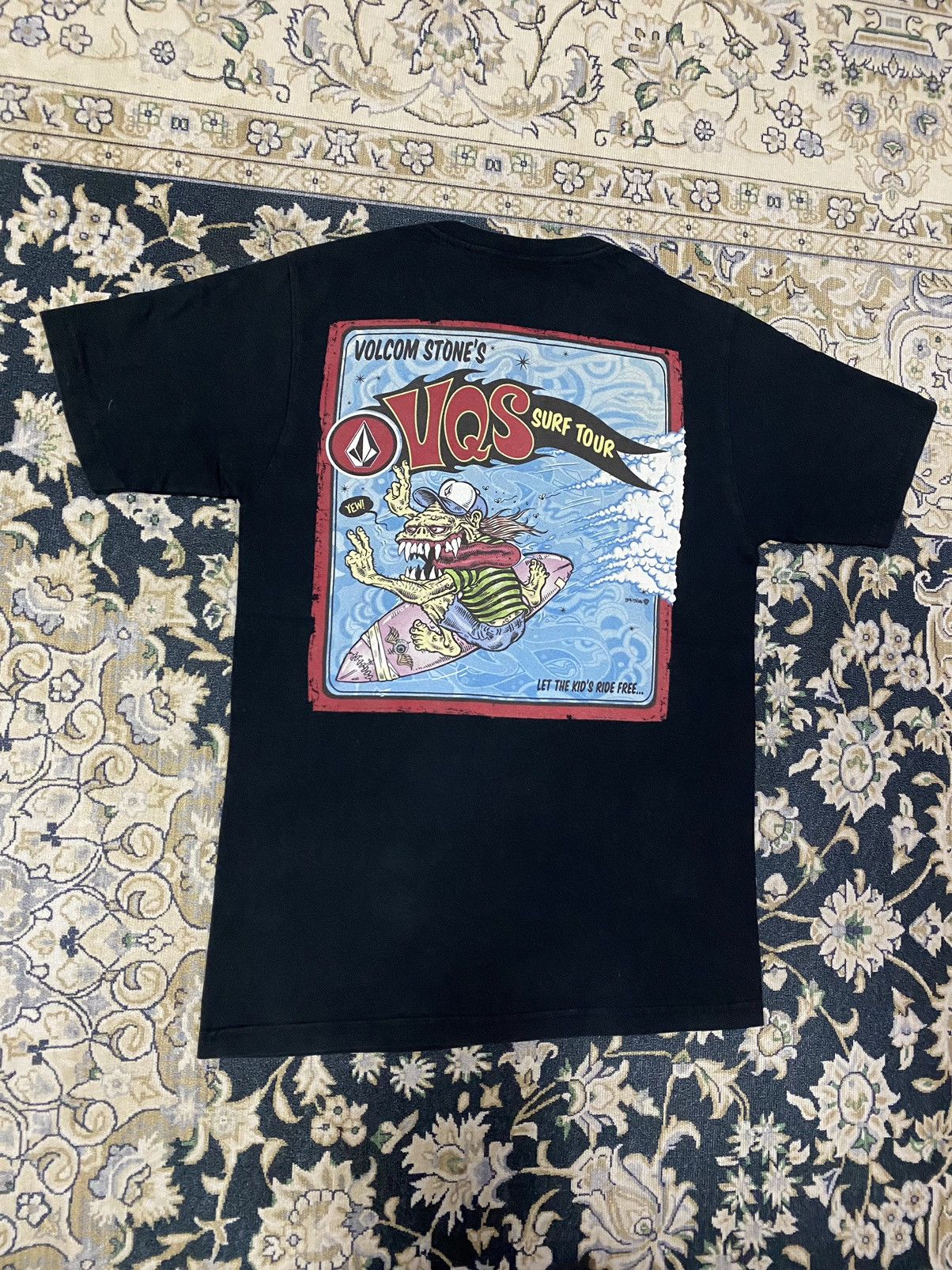 Volcom Vintage Volcom Stone’s Ovqs Surf Tour Size US S / EU 44-46 / 1 - 3 Thumbnail