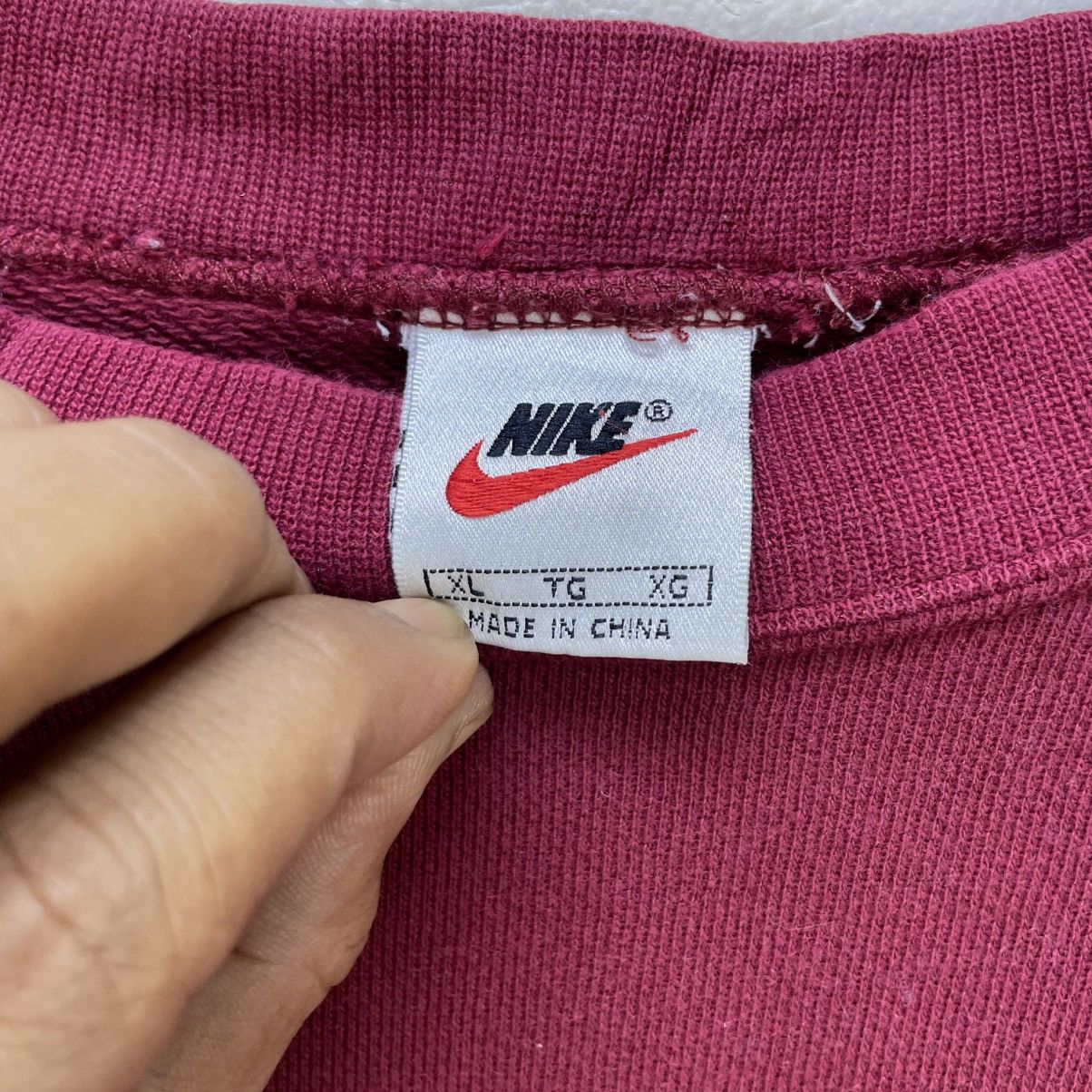 Nike 💥 Vintage Nike crewneck Sweatshirt Maroon Big Blue swoosh Size US M / EU 48-50 / 2 - 10 Thumbnail