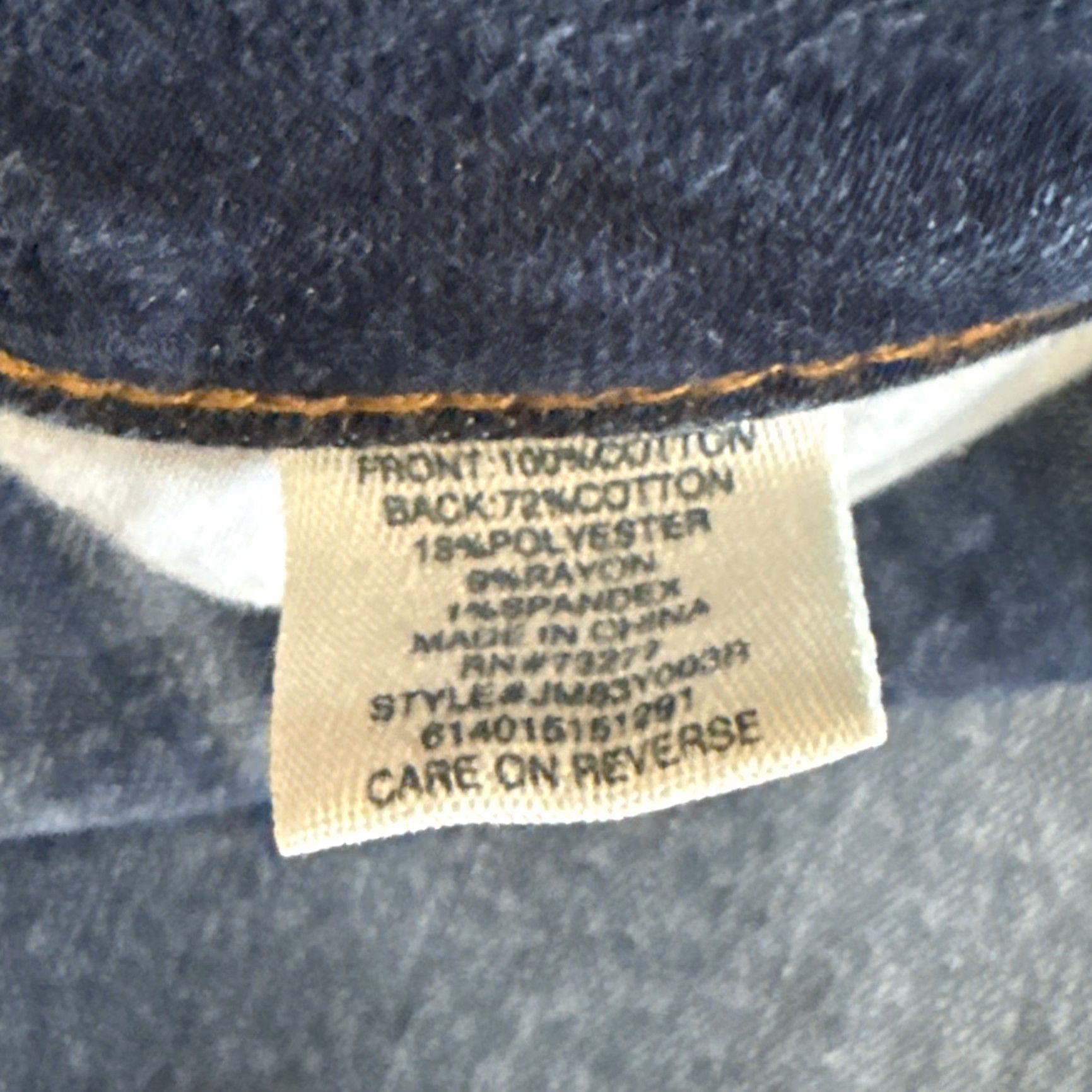 Vintage VINTAGE Mudd Women's Denim Skirt Size 7 Short Mini Stretch Blue Distressed Size 28" / US 6 / IT 42 - 3 Thumbnail