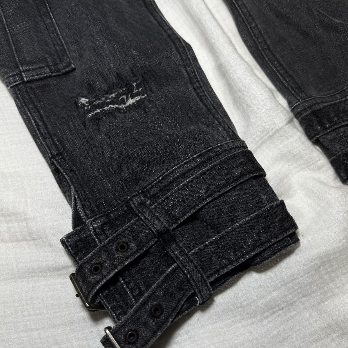 Hysteric Glamour 00s hysteric glamour Cropped Denim Pants y2k Size 28" / US 6 / IT 42 - 3 Thumbnail