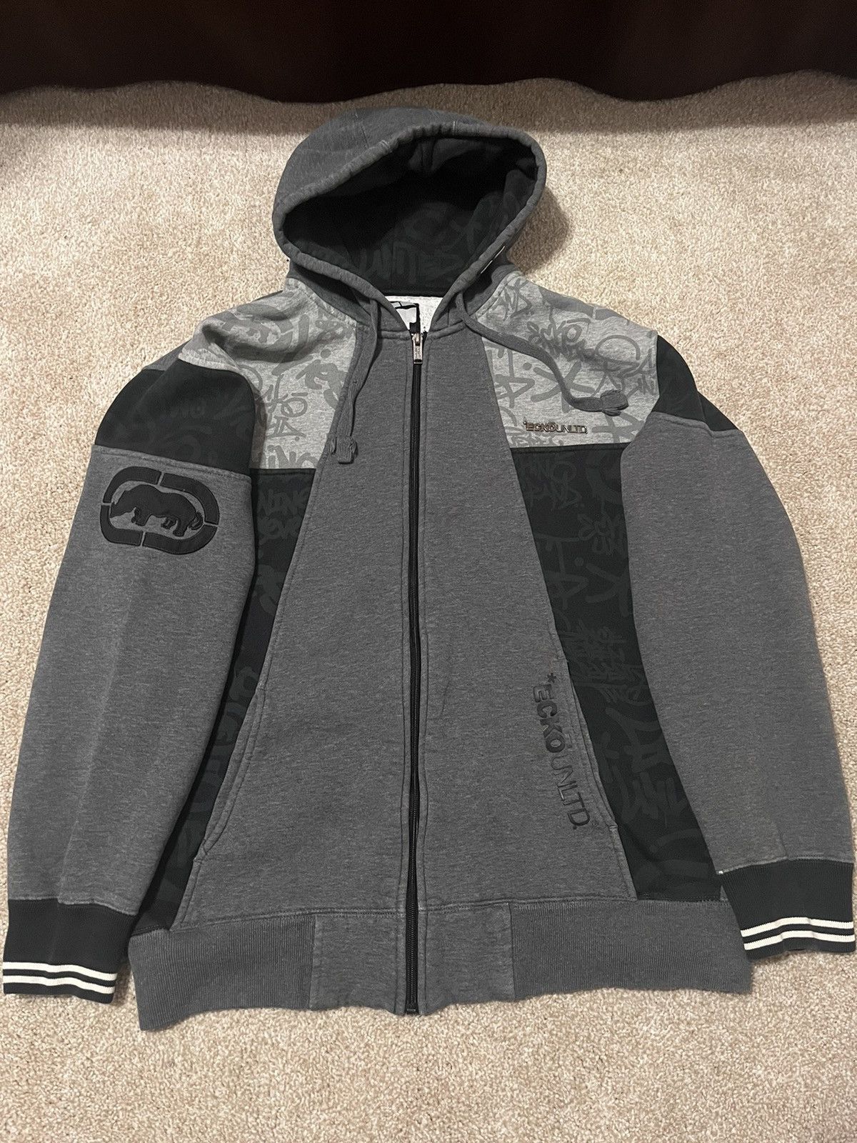 Ecko Unltd. × Vintage Vintage Y2K Ecko Unltd. Zip Up Grafitti Hoodie Size US M / EU 48-50 / 2 - 1 Thumbnail