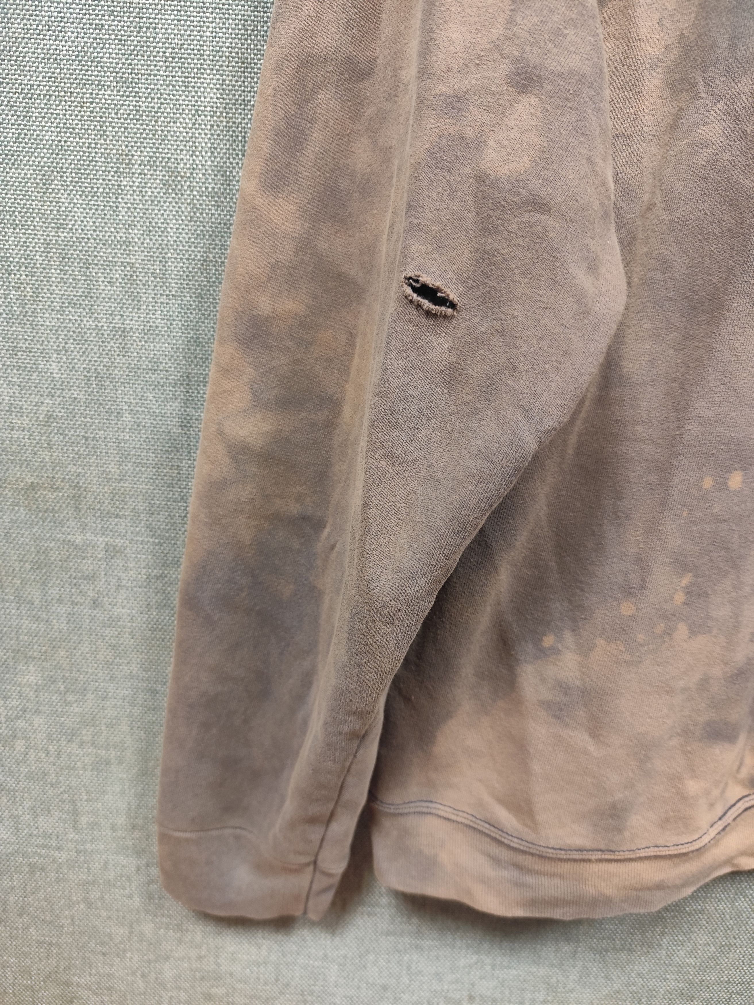 FUCT Vintage 90s FUCT Sun Faded Tiger Camo Logo Sweatshirt Size US L / EU 52-54 / 3 - 12 Thumbnail