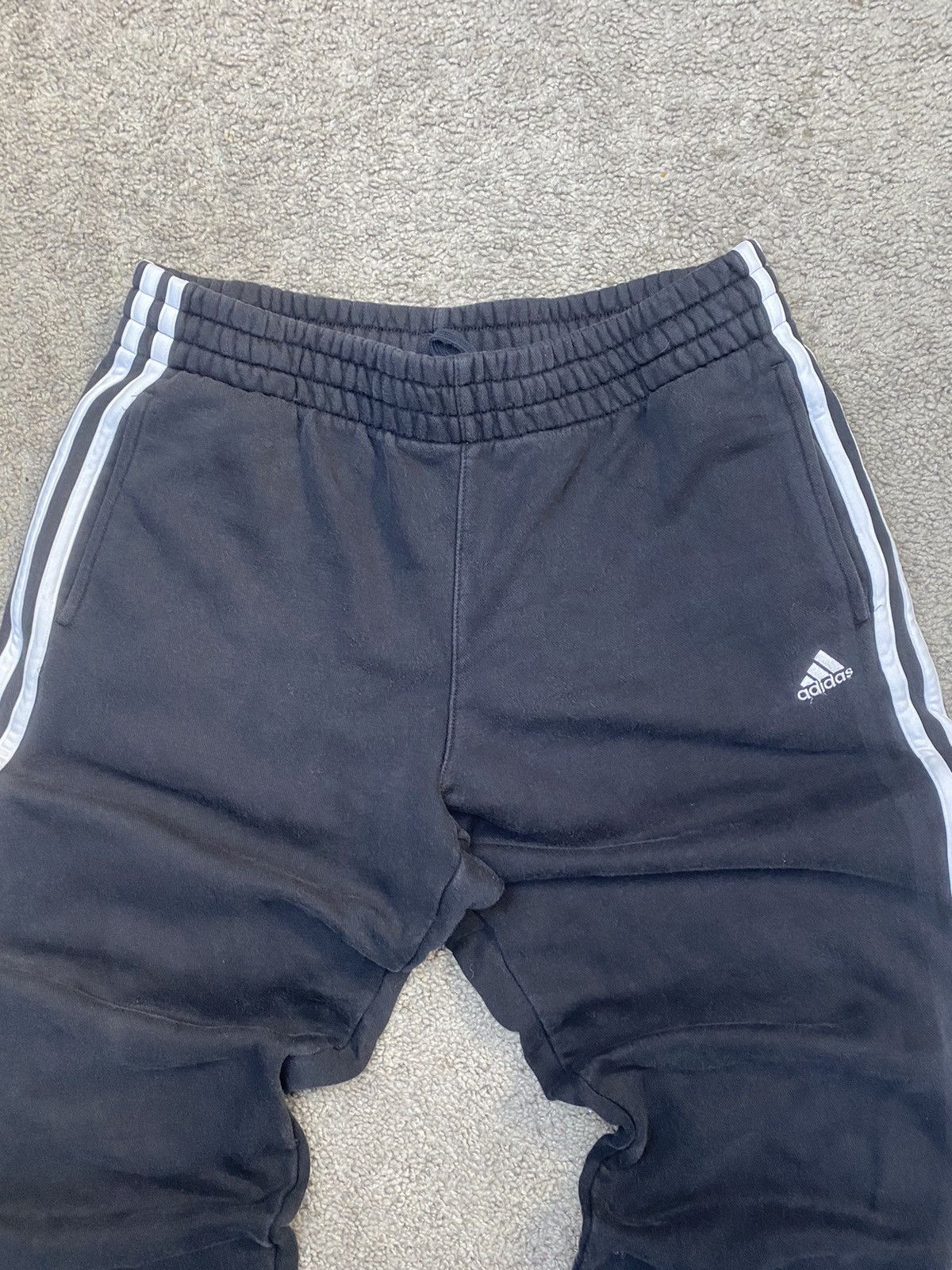 Adidas × Vintage Vintage Baggy Adidas Sweatpants Size US 30 / EU 46 - 2 Thumbnail