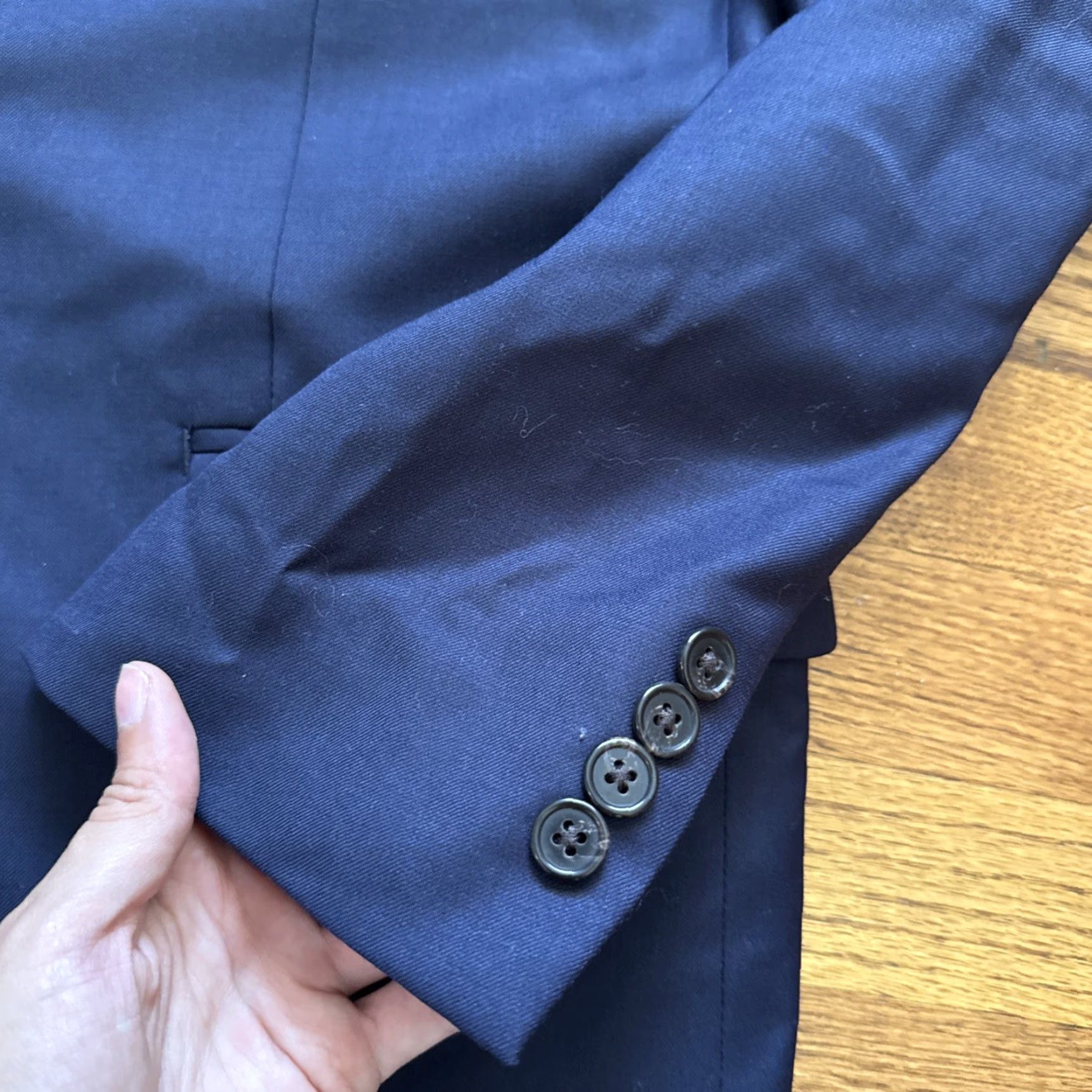 Ralph Lauren Ralph Lauren Black Label Mens Navy Blue Suit 44L 2 Piece Wool Wool Jacket Flat Front Athletic Regular 2 Button 4-Button Sleeve Jeans? Size 44R - 5 Thumbnail