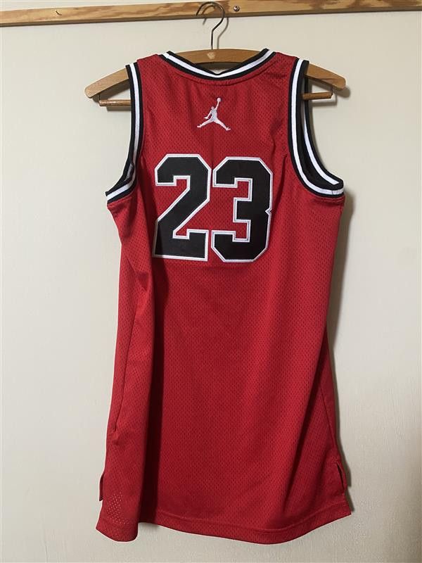 Nike CHICAGO BULLS #23 JORDAN 158 - 175 cm - Nike Jordan - UNIQUE Size US S / EU 44-46 / 1 - 2 Thumbnail