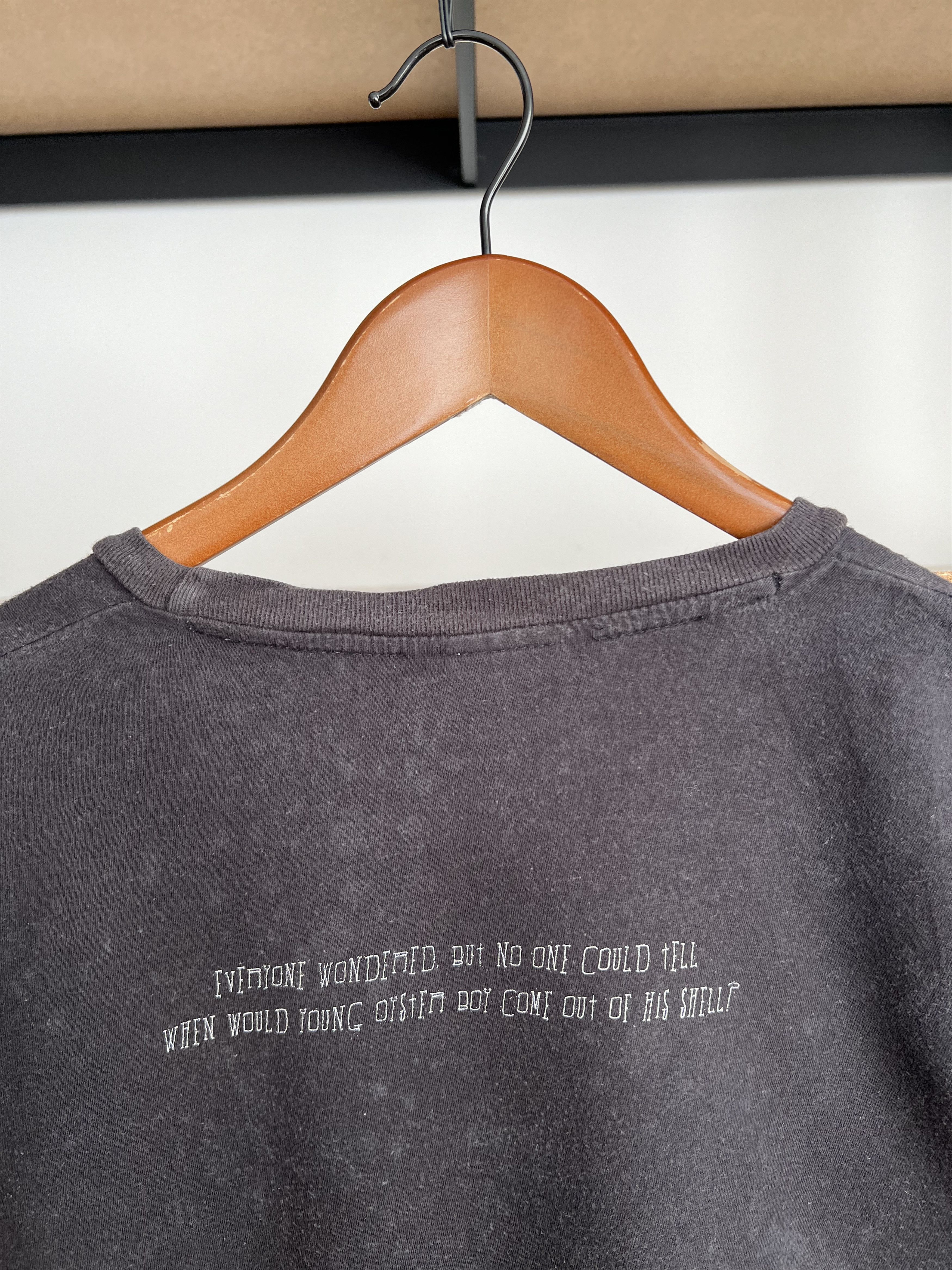 Vintage Vintage 2000s Tim Burton The Melancholy Death of Oyster Boy Size US M / EU 48-50 / 2 - 21 Thumbnail