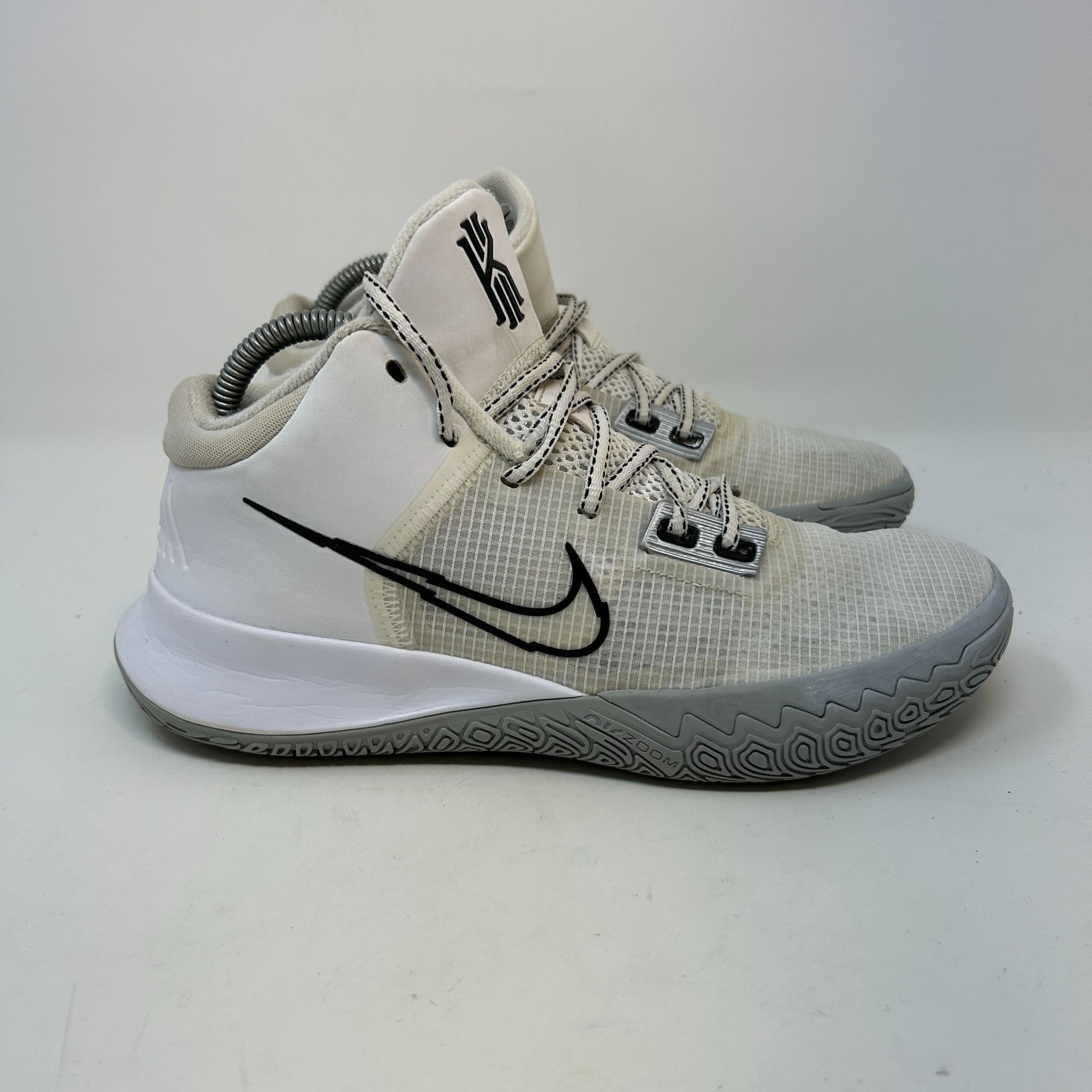 Nike Nike Kyrie Flytrap 4 'White Metallic Silver' Mens 7.5 Size US 7.5 / EU 40-41 - 6 Thumbnail