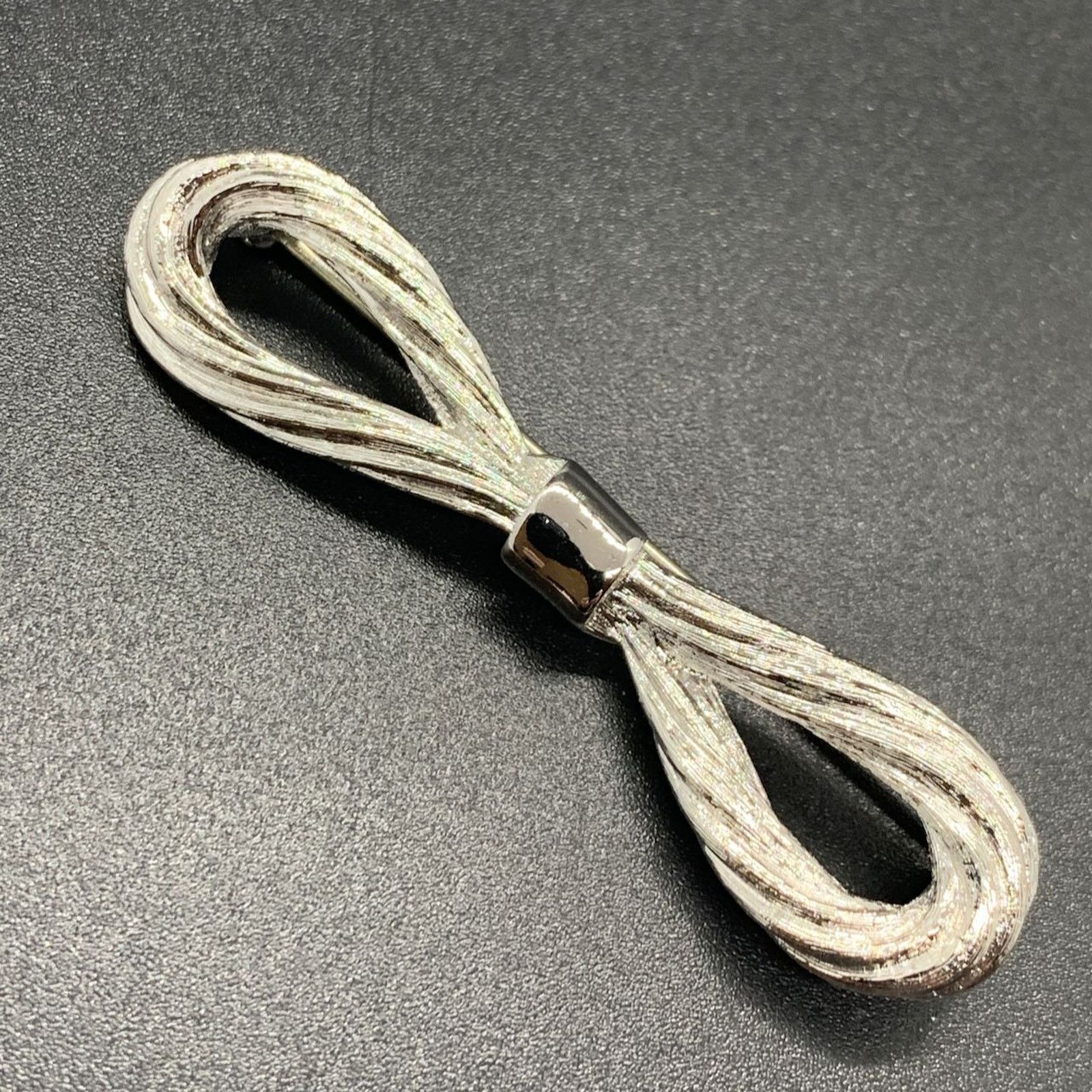Monet Monet Silver Tone Infinity Bow Brooch Cable Rope Nautical Size ONE SIZE - 2 Thumbnail