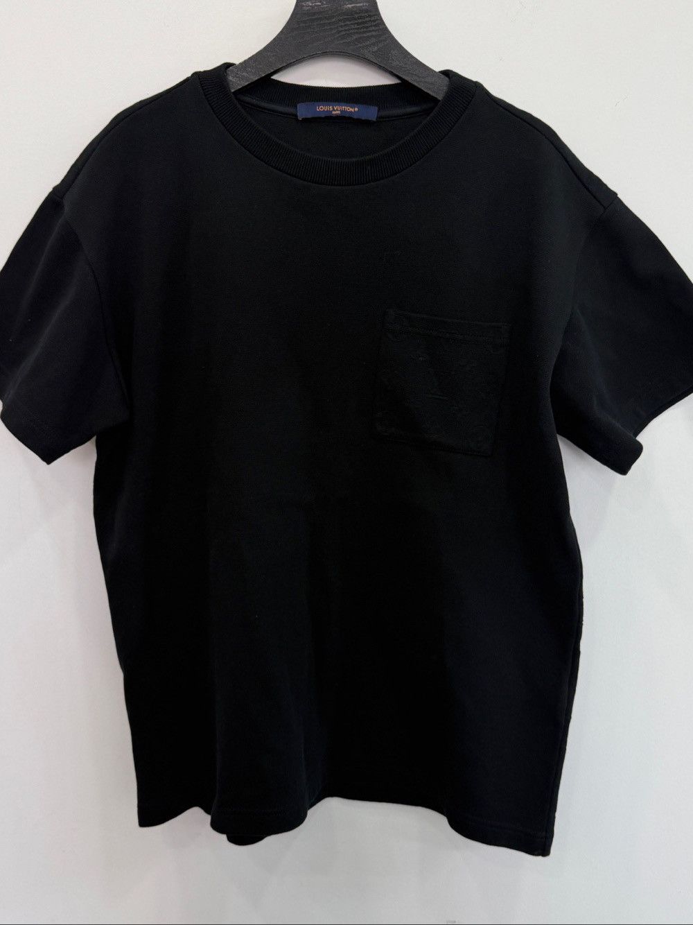 Louis Vuitton Louis Vuitton Monogram Pocket T-Shirt Size XS Size US XS / EU 42 / 0 - 1 Thumbnail