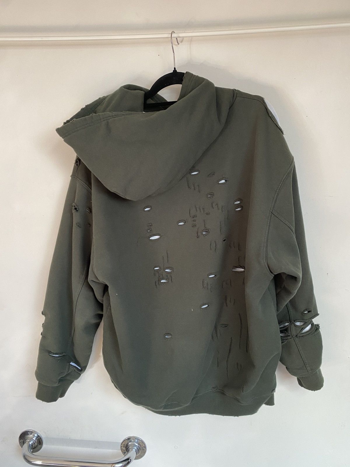 Balenciaga Balenciaga Caps Destroyed Oversize Fit Hoodie Size S / US 4 / IT 40 - 2 Thumbnail